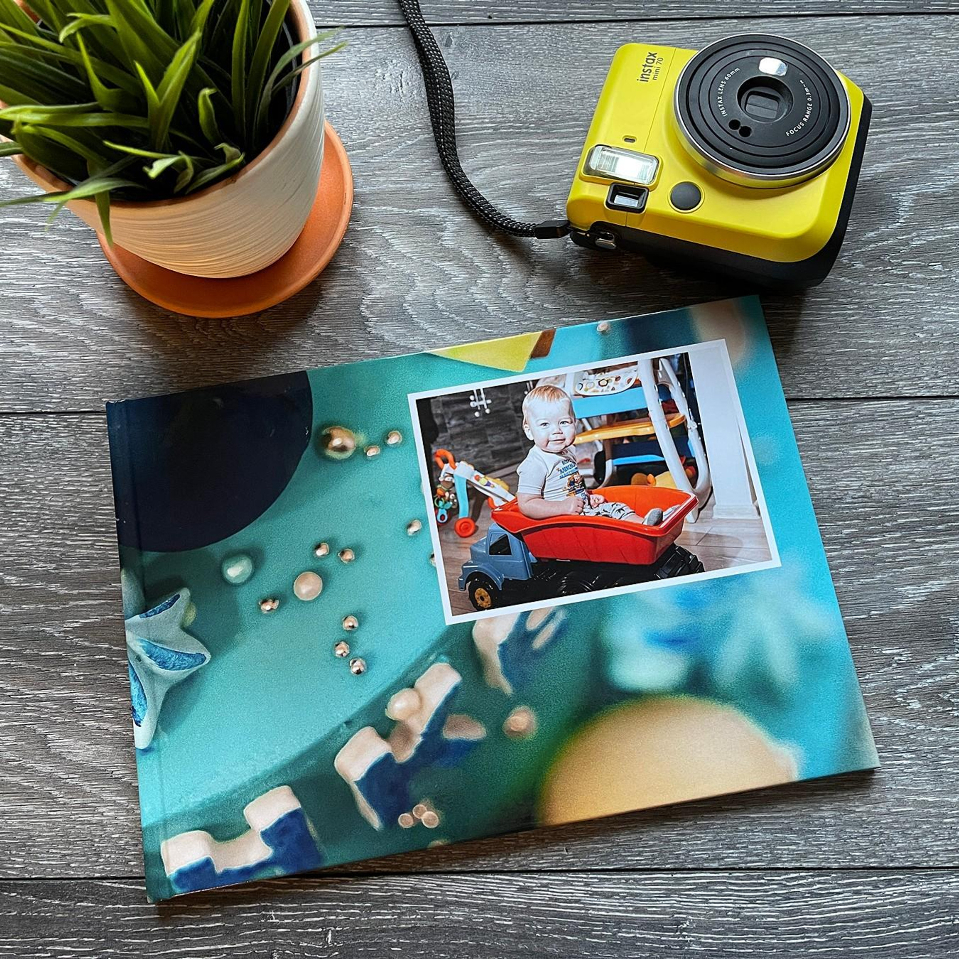 Печать фотокниги. Контент съемка под ключ. Световое шоу / Москва и Мо