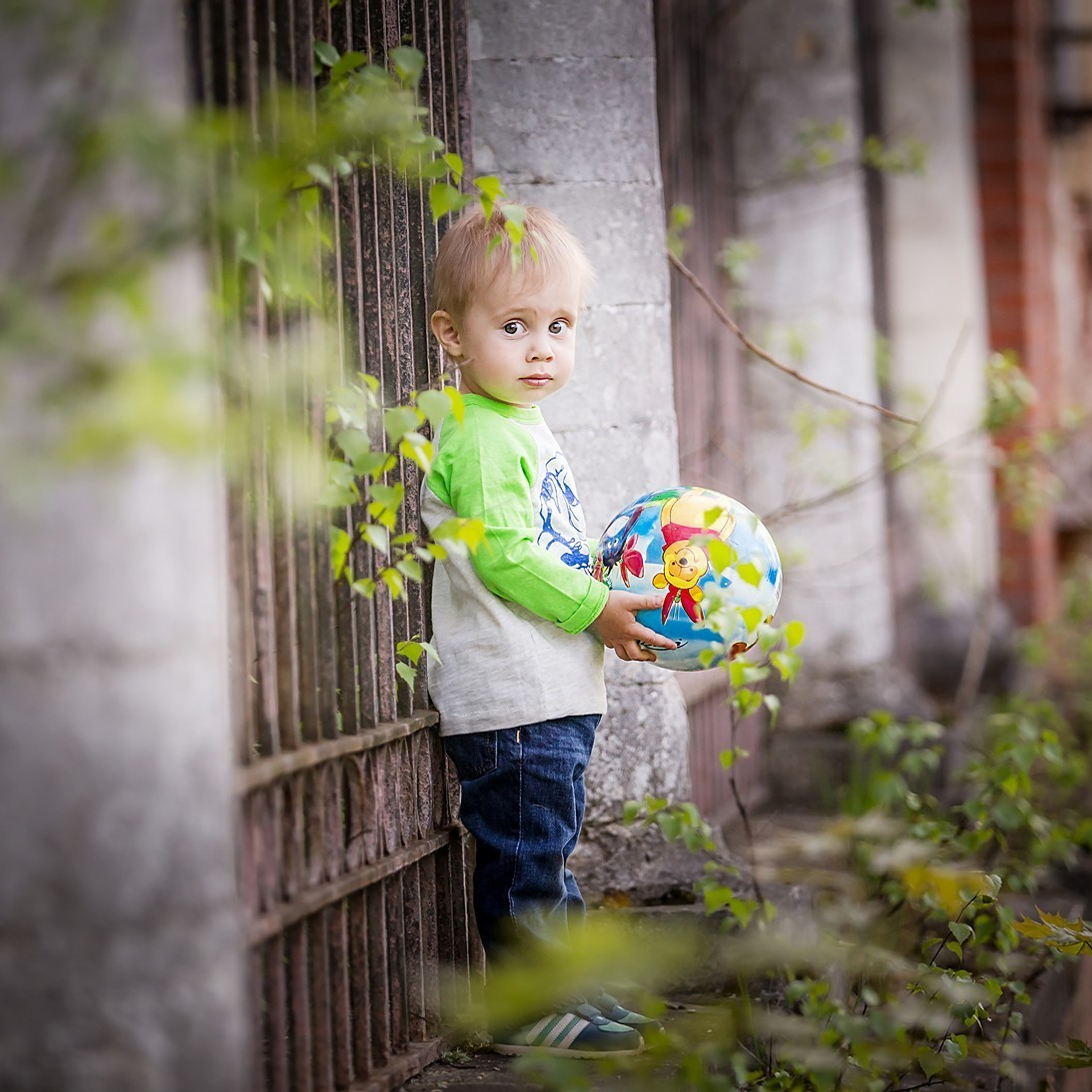 Съемка семьи. Контент съемка под ключ. Световое шоу / Москва и Мо