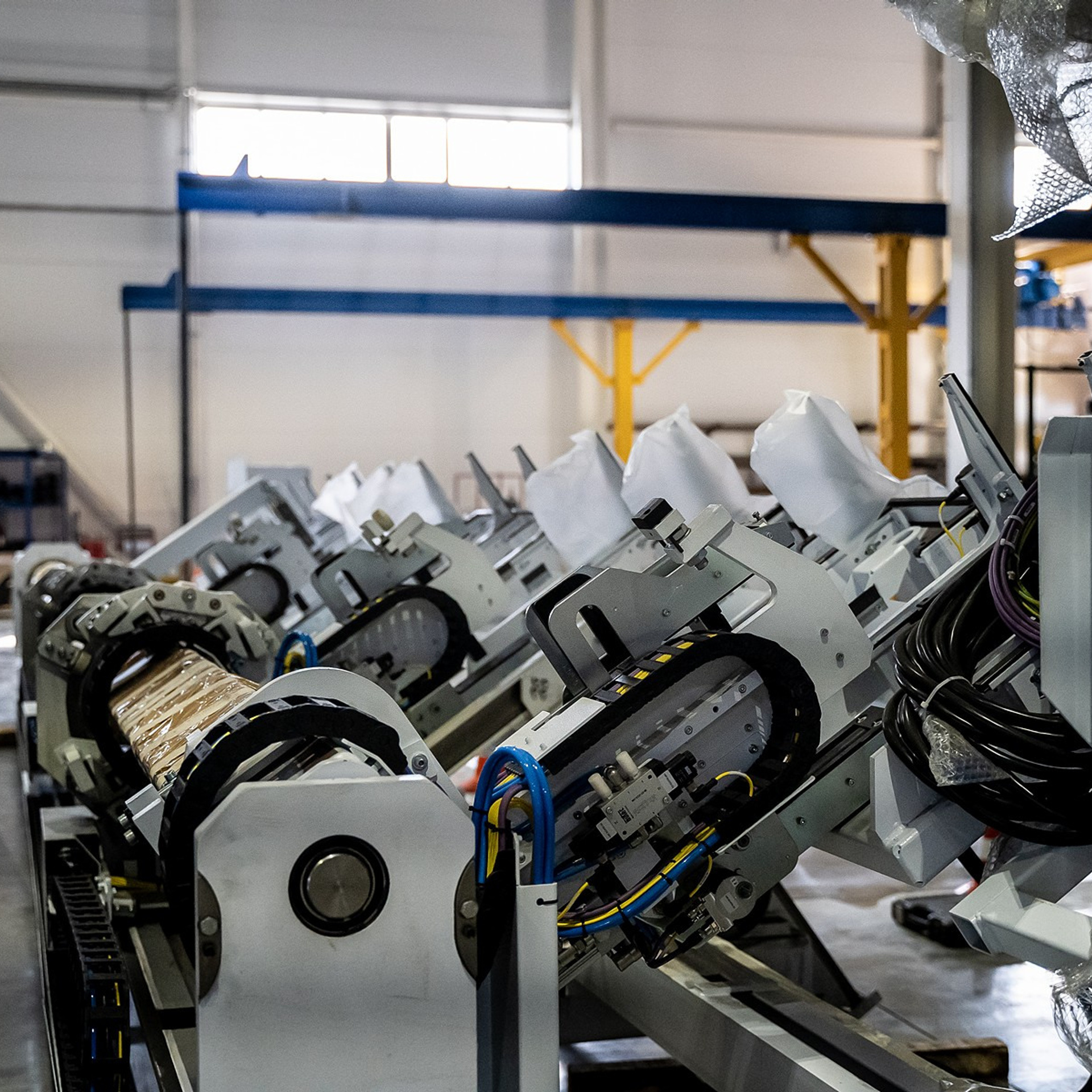 Съемка на производстве. Контент съемка под ключ. Световое шоу / Москва и Мо