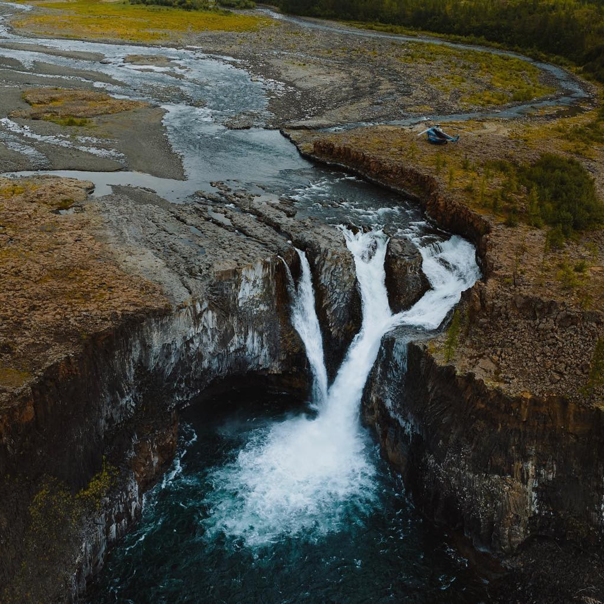 Тур на плато Путорана с вертолетом 2026 — в панорамных домиках