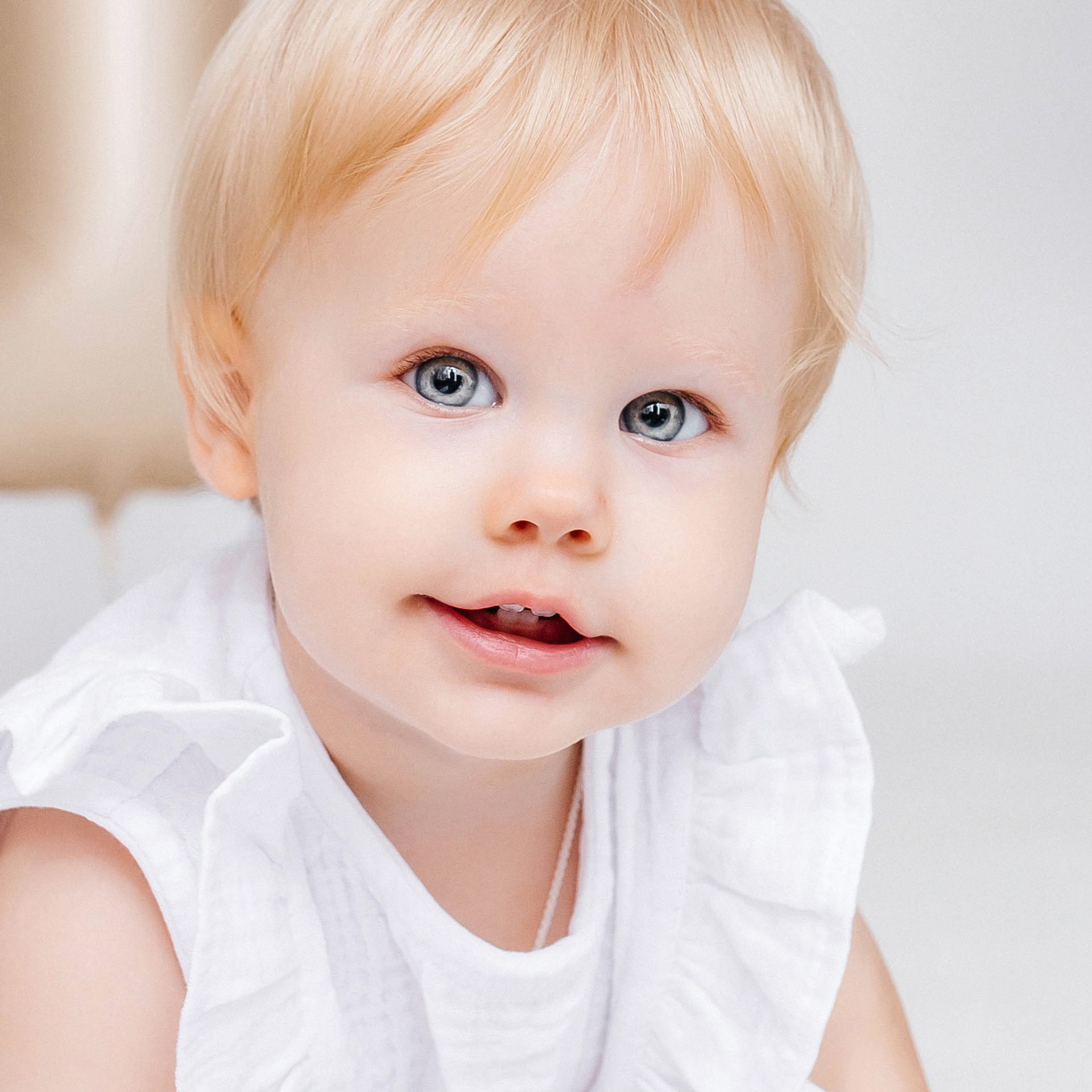 Катя 1 годик