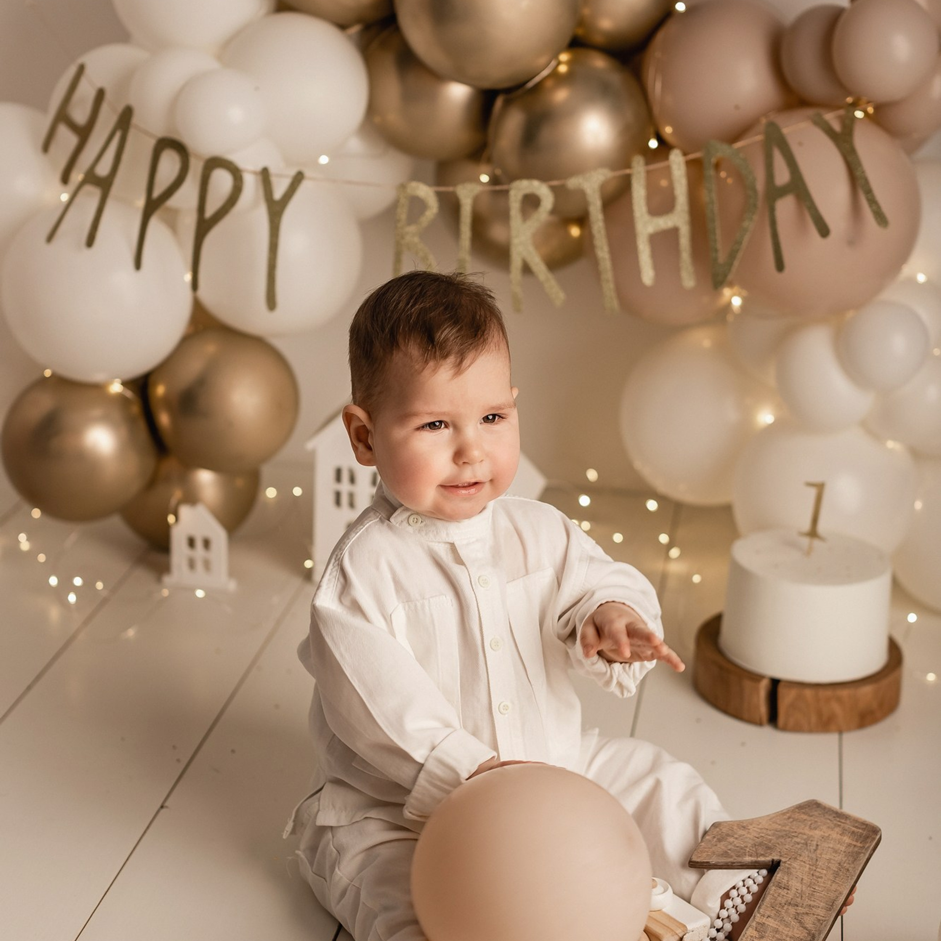 Максим 1 год