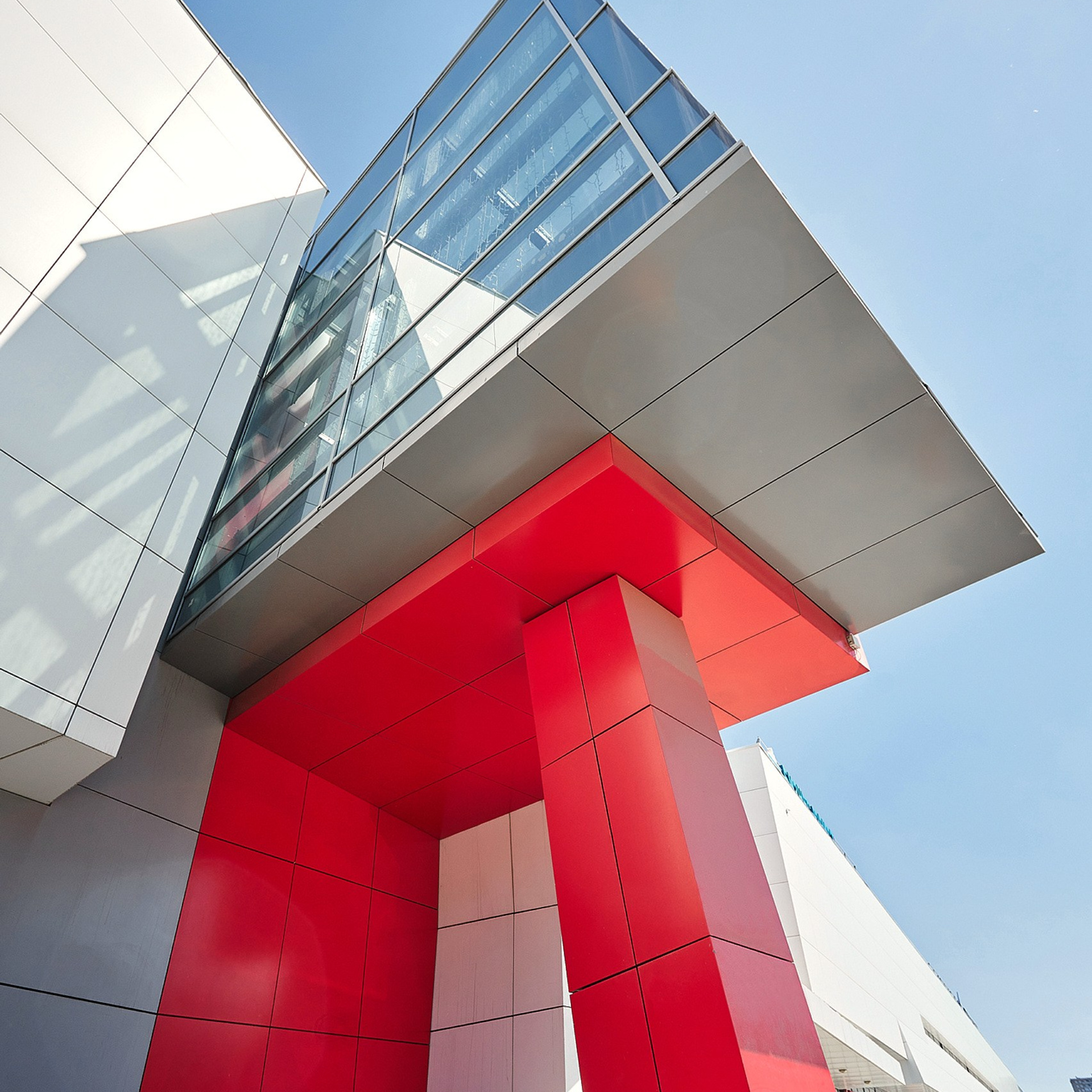 Фасады компании «Позитив Строй», г. Челябинск. Фотограф Григорий Сотников