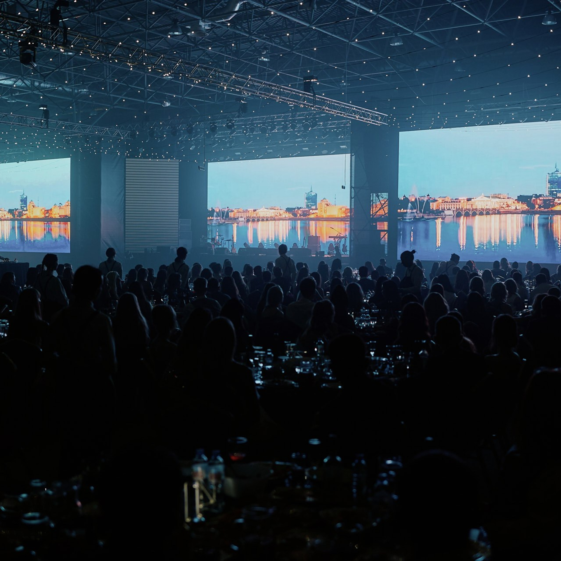 Корпоратив федеральной компании «Бизнес Юрист». Новосибирск, август 2023 г. Фотограф Григорий Сотников