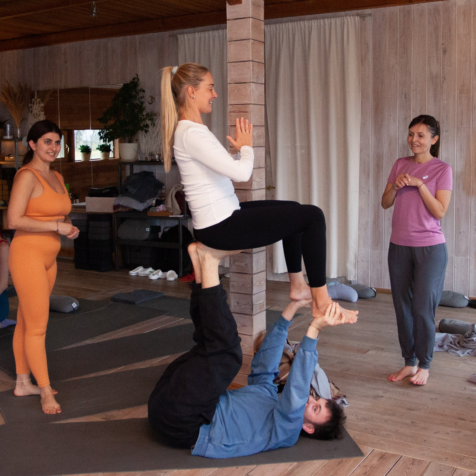 Deep Yoga Weekend Retreat November. Художественный фотограф Екатерина Серова