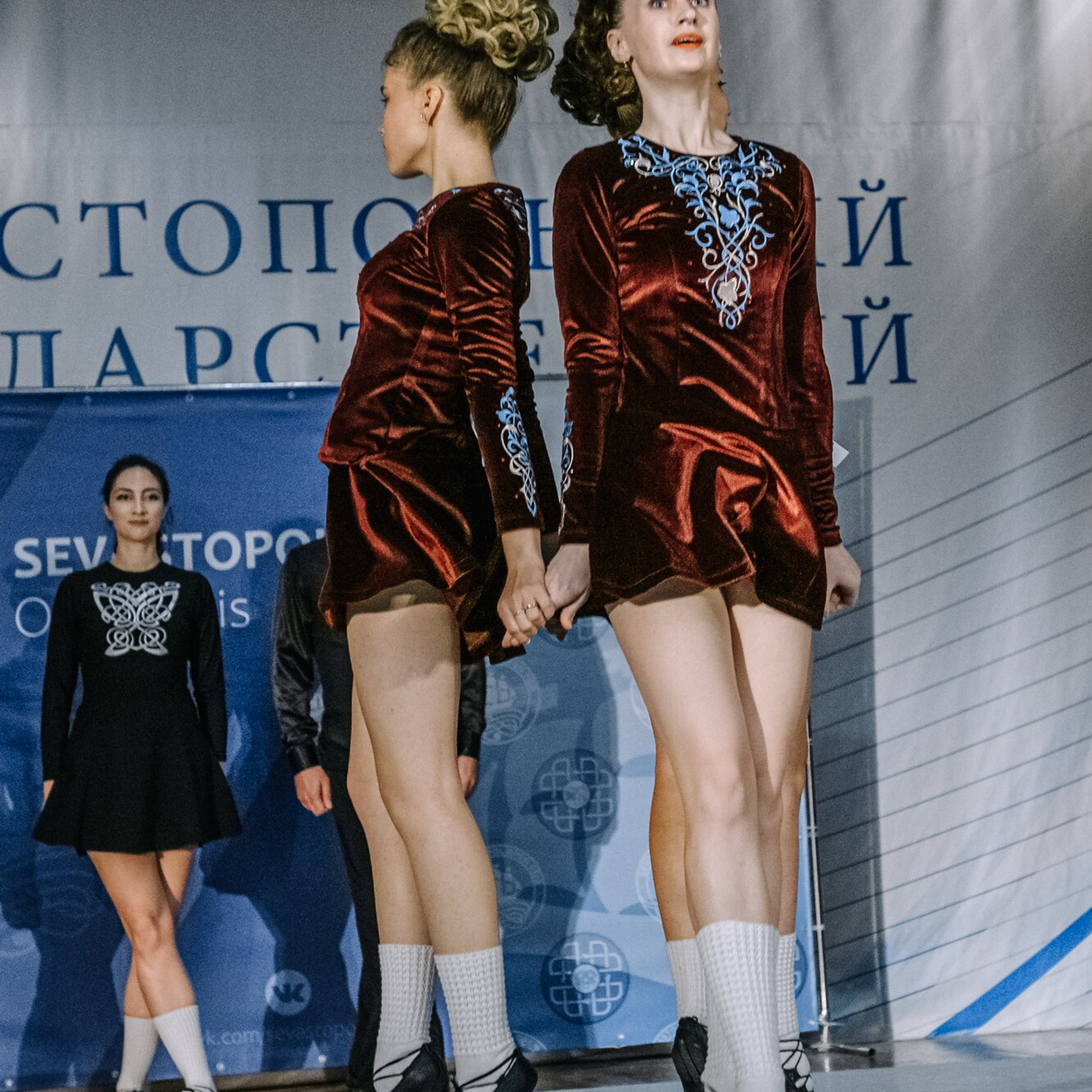 Three Hands. Коваленко Светлана, фотограф в Москве. Концерты, события и люди