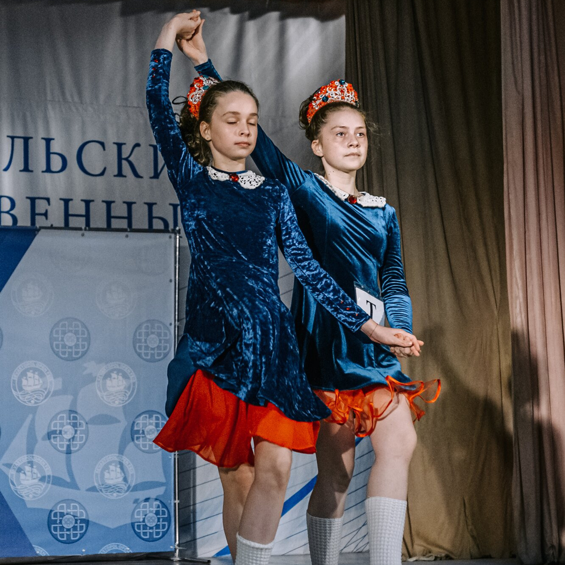 Two Hands. Коваленко Светлана, фотограф в Москве. Концерты, события и люди