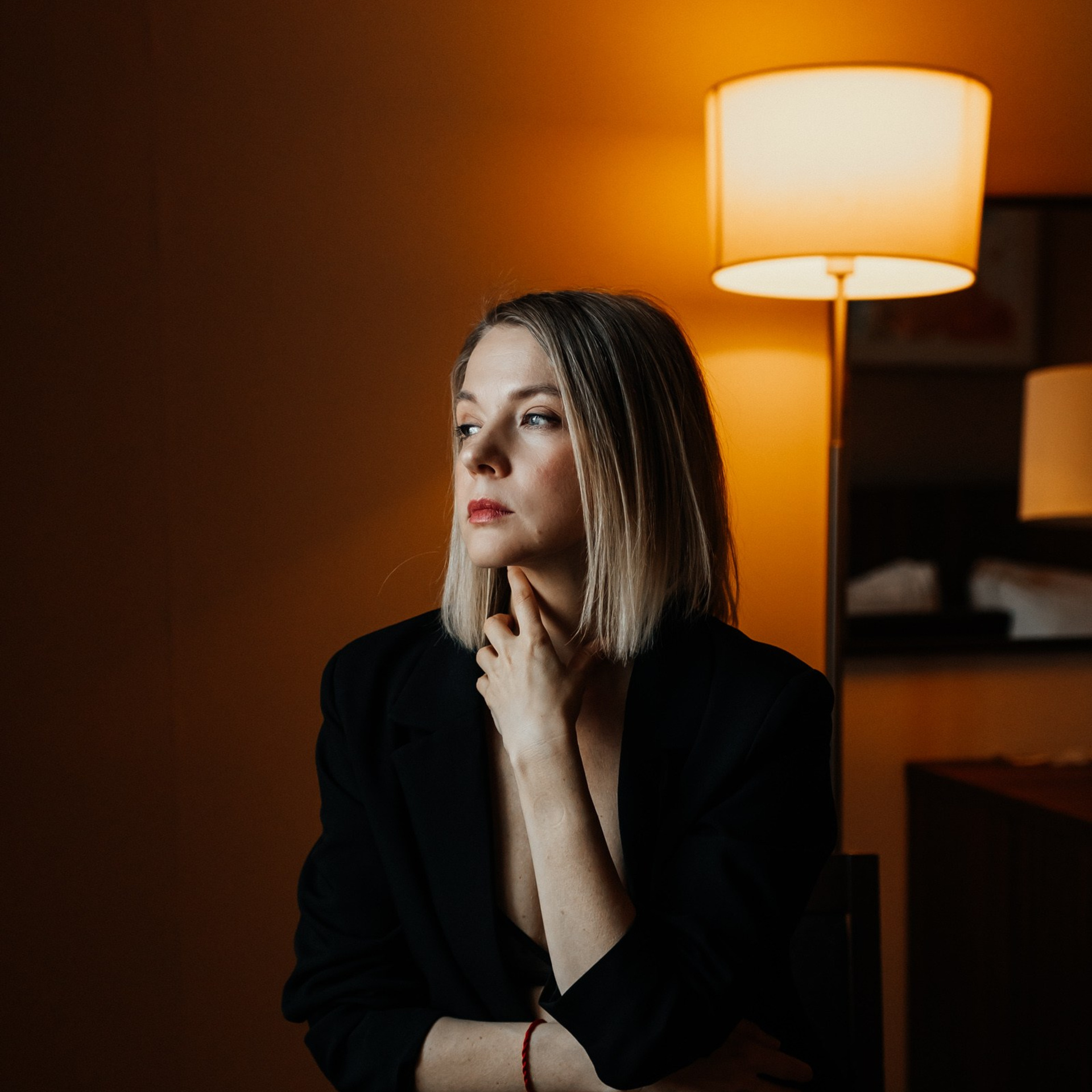 Съёмка Елены в гостиничном номере