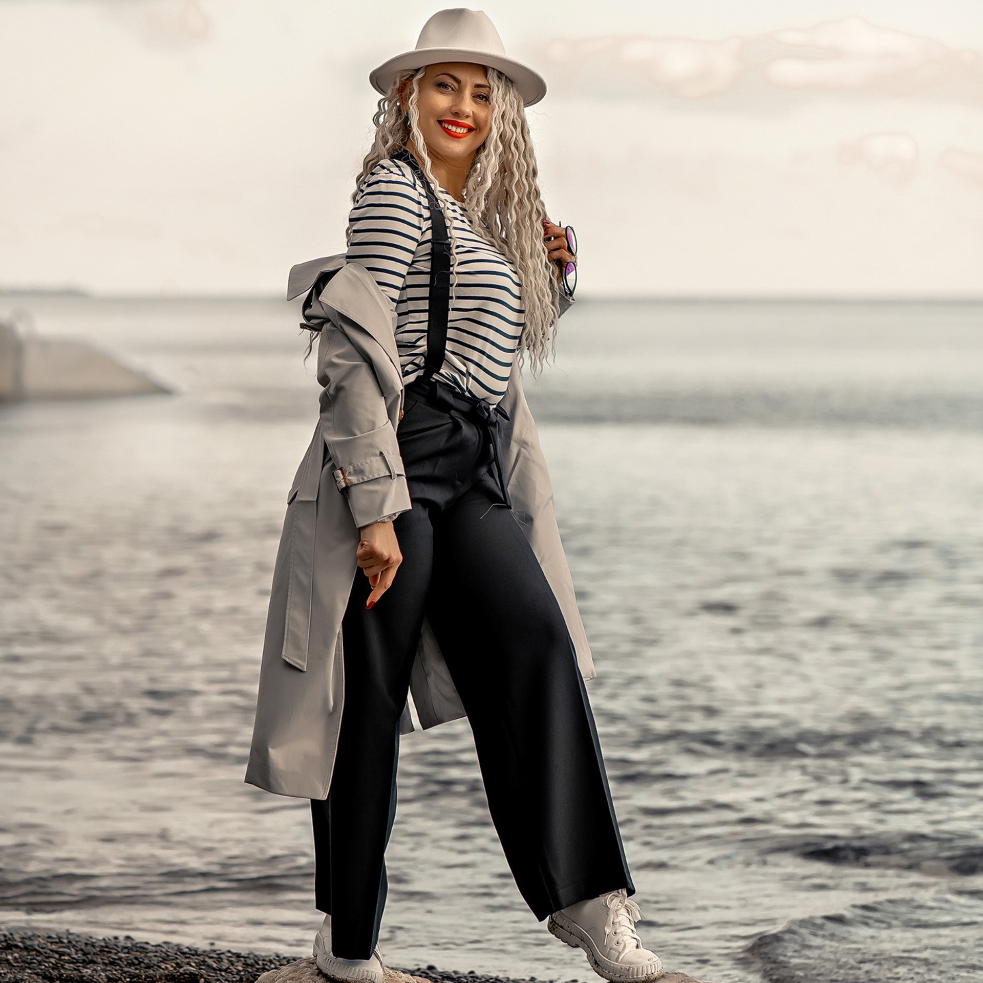 Прокат одежды. Фотограф-стилист Крым Прокат одежды в Крыму. Фотосессии в Крыму