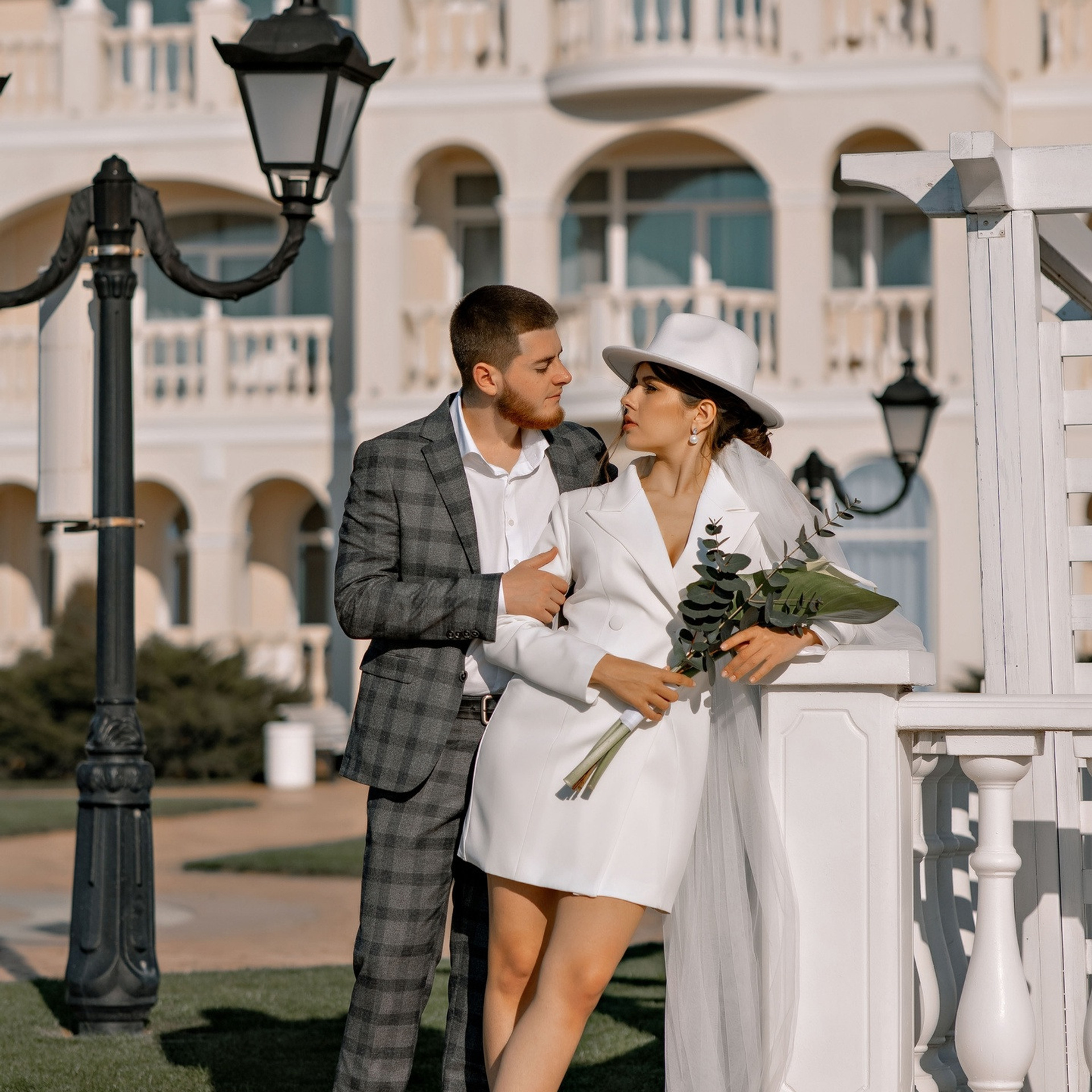 Прокат одежды. Фотограф-стилист Крым Прокат одежды в Крыму. Фотосессии в Крыму