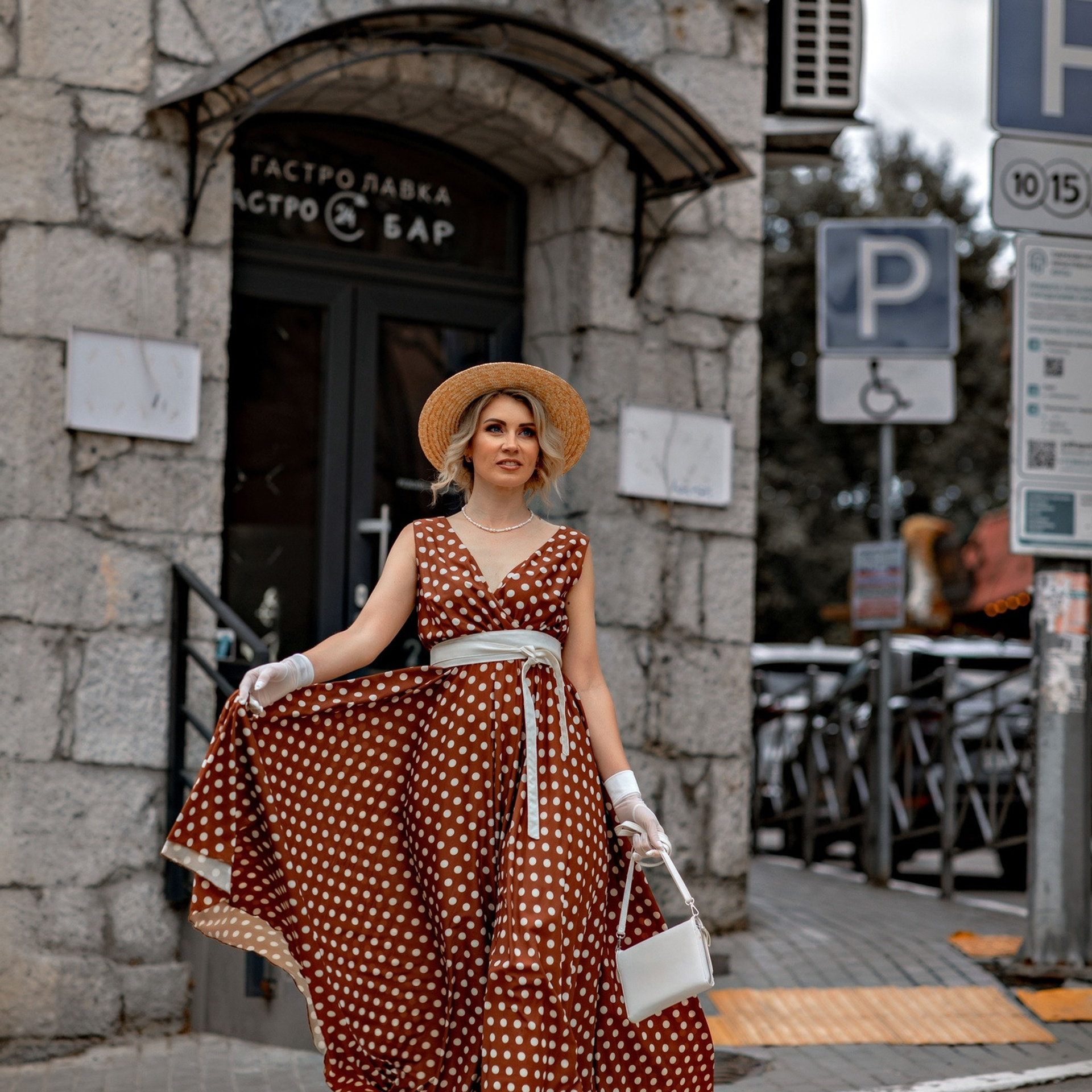 Прокат одежды. Фотограф-стилист Крым Прокат одежды в Крыму. Фотосессии в Крыму