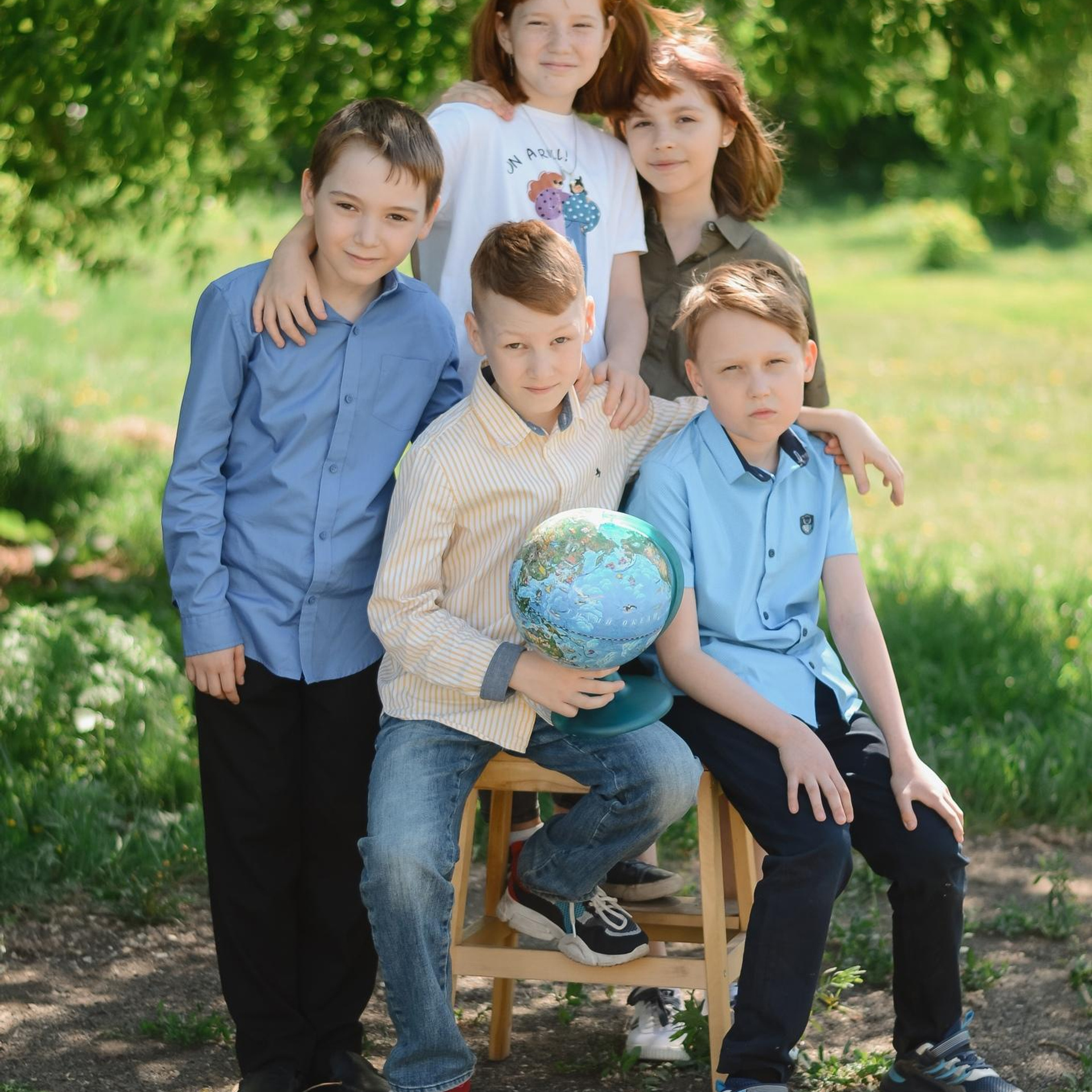 без портретов