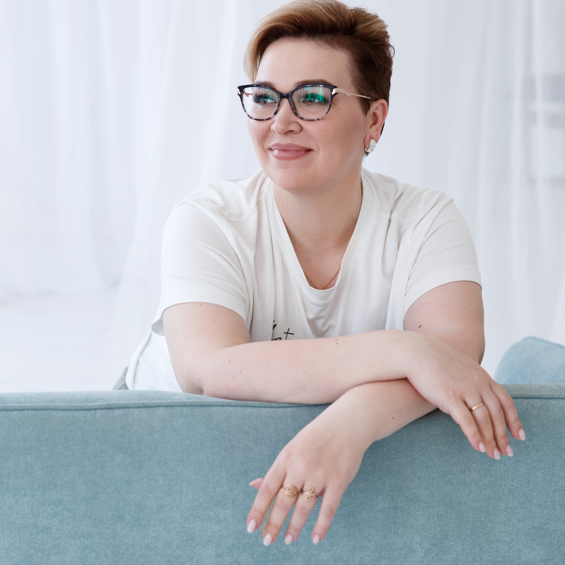 Ольга. Мастер по маникюру, инструктор моделированию и дизайну ногтей.