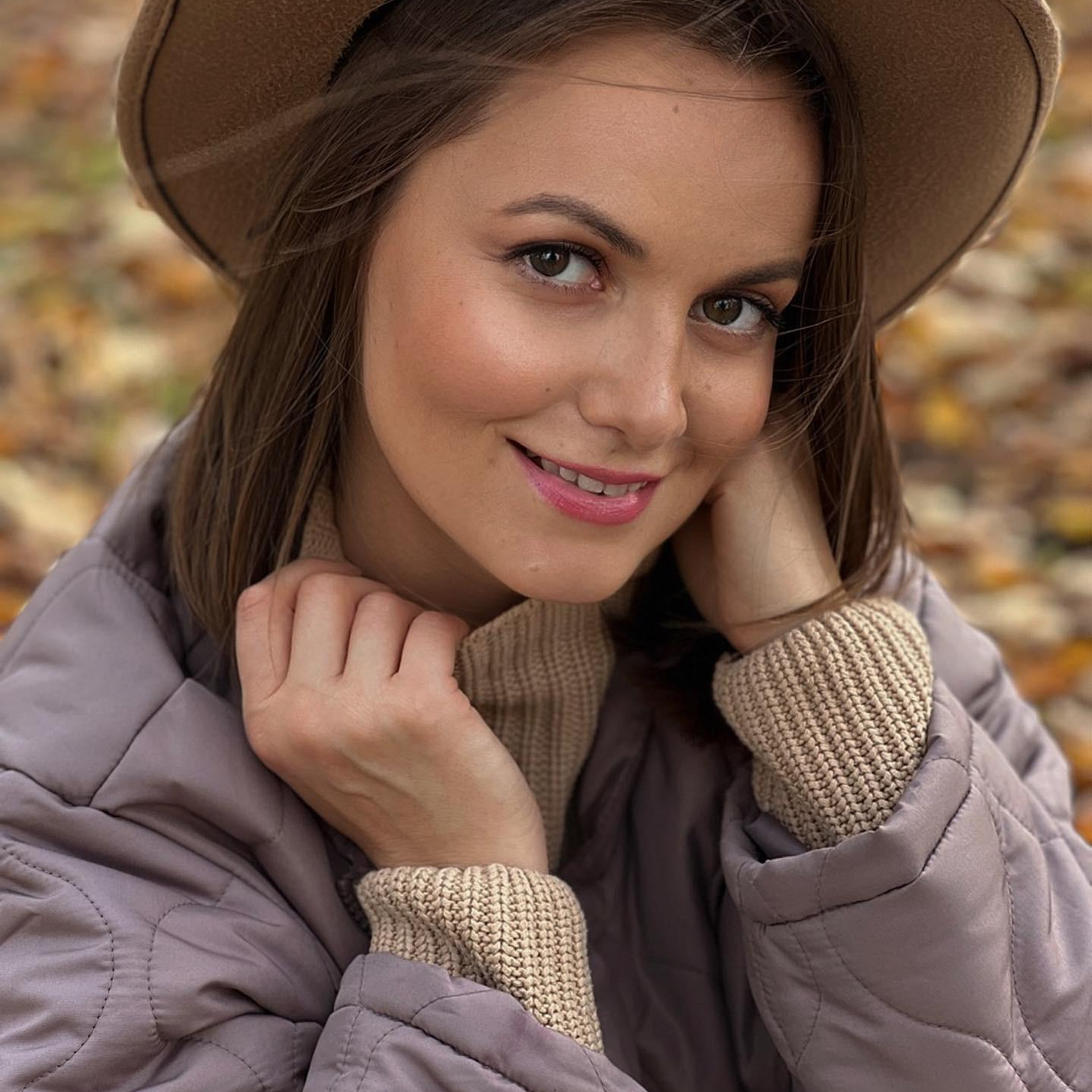 Индивидуальная фотосессия | Фотограф Ириша Гришина. Контент съемка | Мобильный фотограф Ириша Гришина