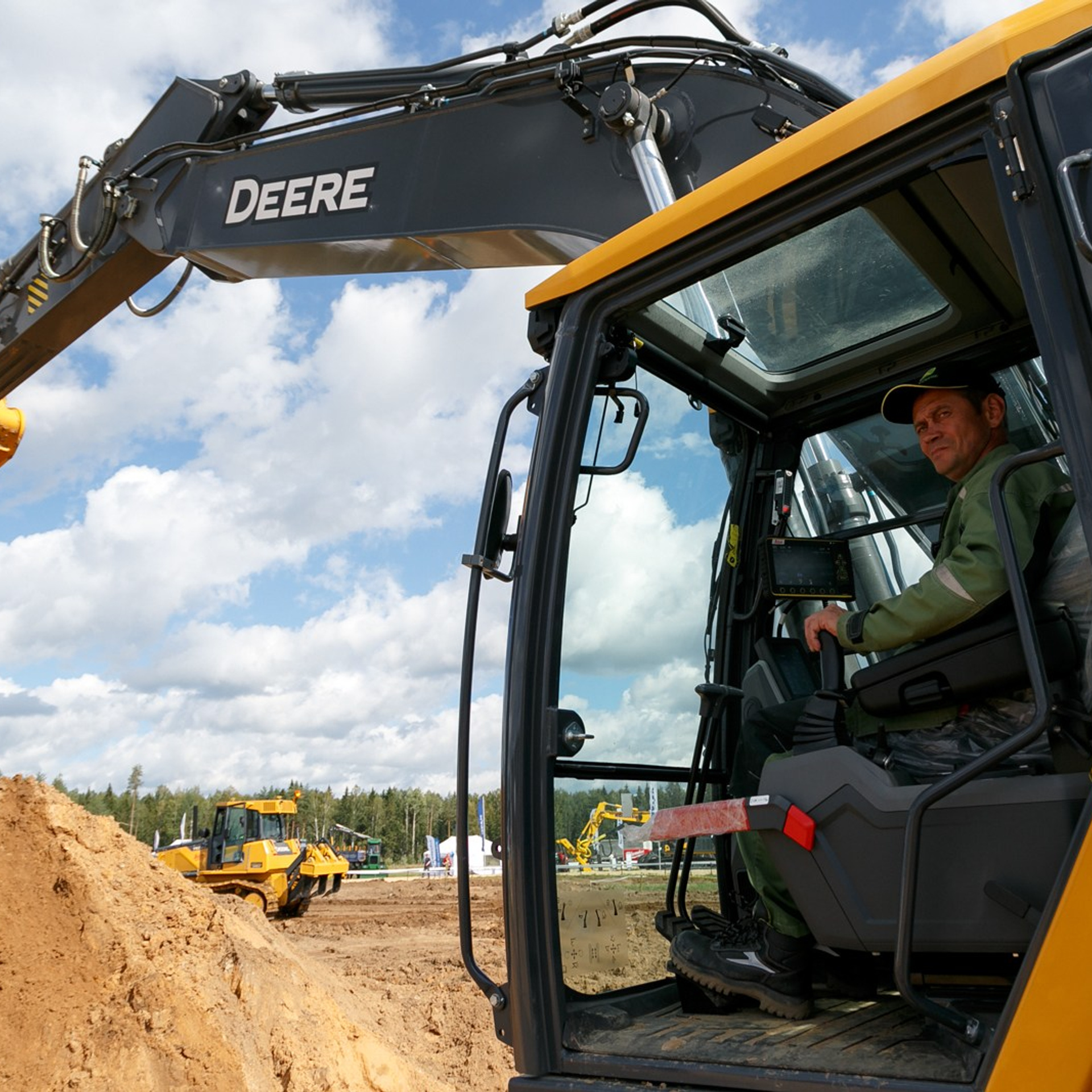 «Лесоруб XXI века» и «Королева леса». Репортажная фотосъемка. Архангельск