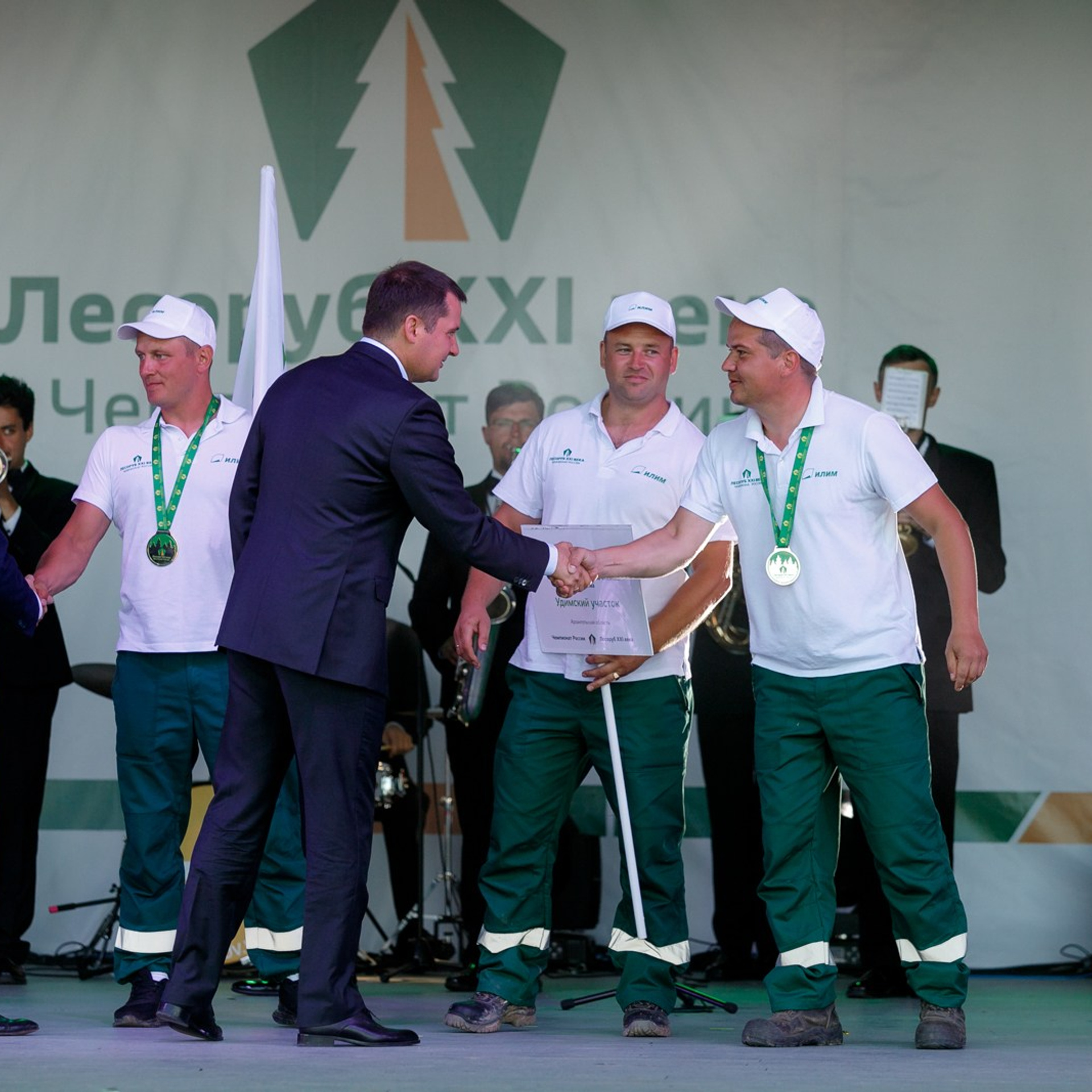 «Лесоруб XXI века» и «Королева леса». Репортажная фотосъемка. Архангельск