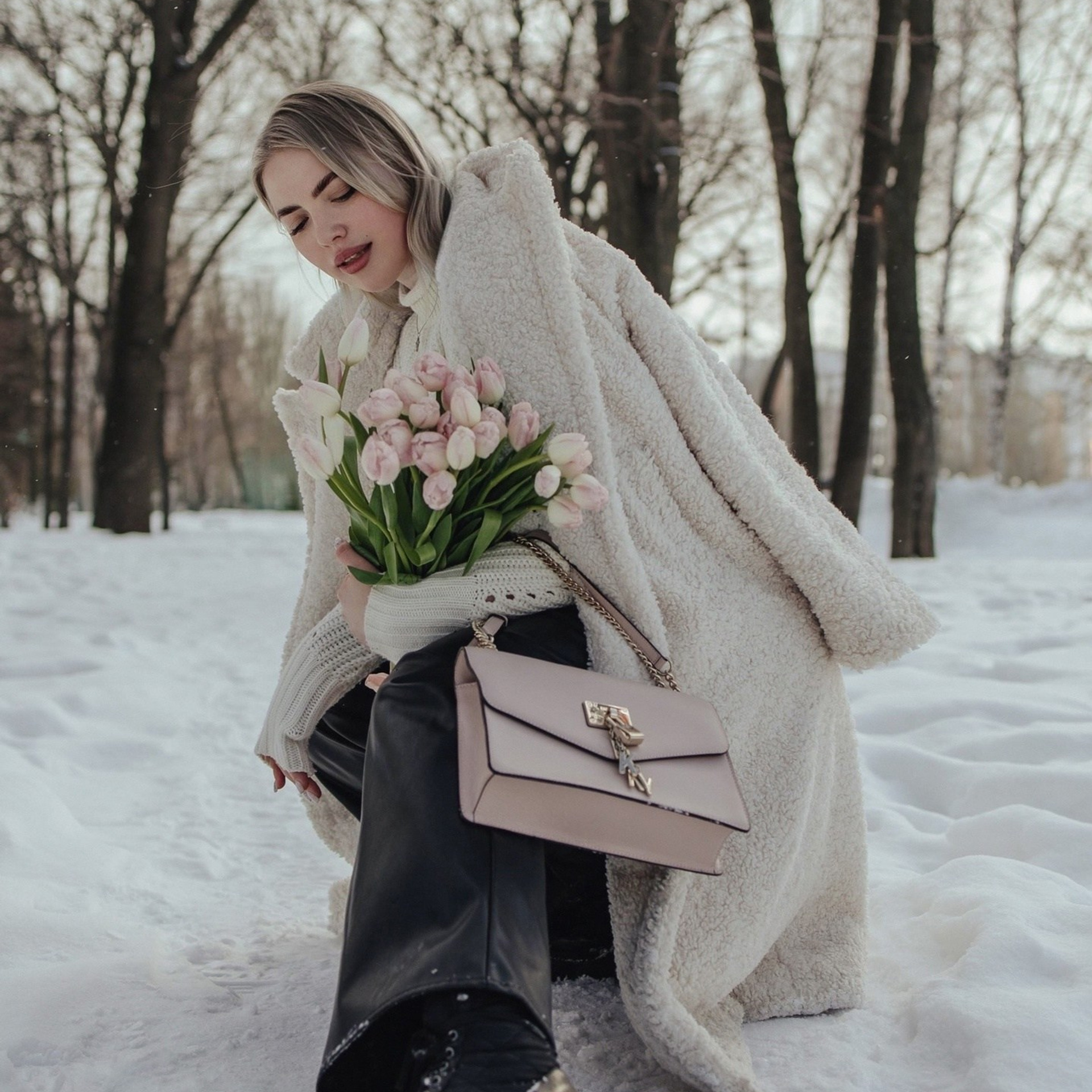 Эмма. Прогулка в снежном парке