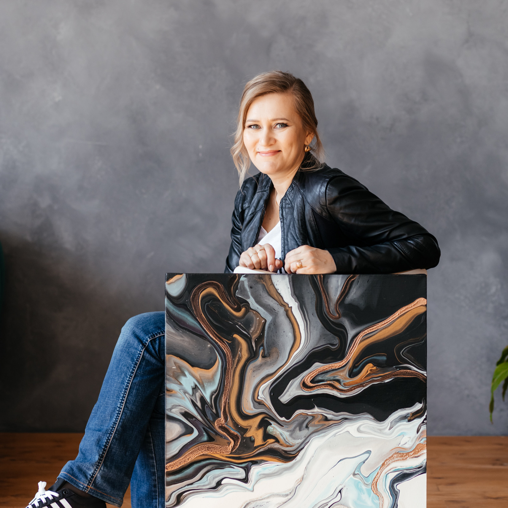 Инна. Художник