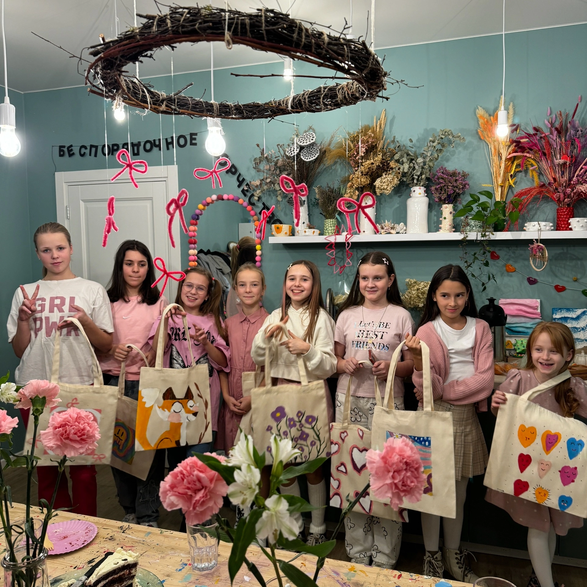 роспись шоппера на дне рождении Эвелины