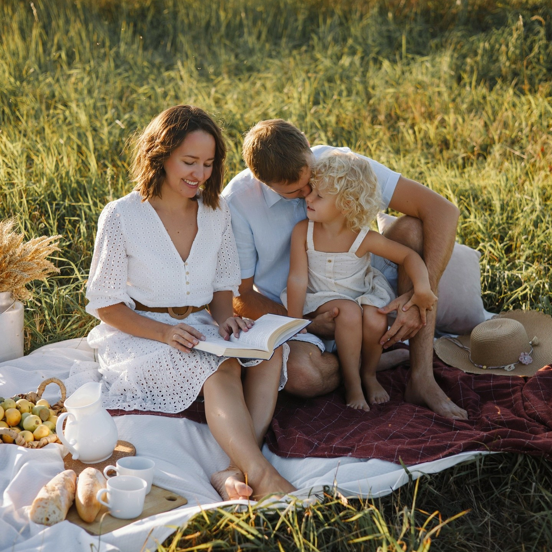 На сеновале