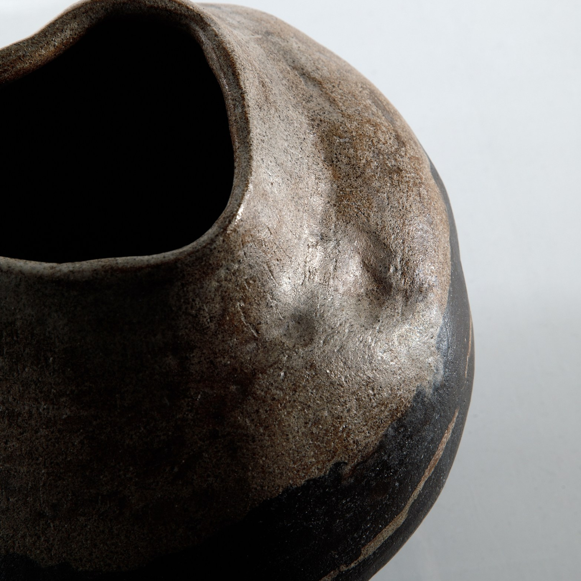 Ваза ‘Сад камней’ / Basalt. Алла Дулова — предметный и интерьерный дизайнер