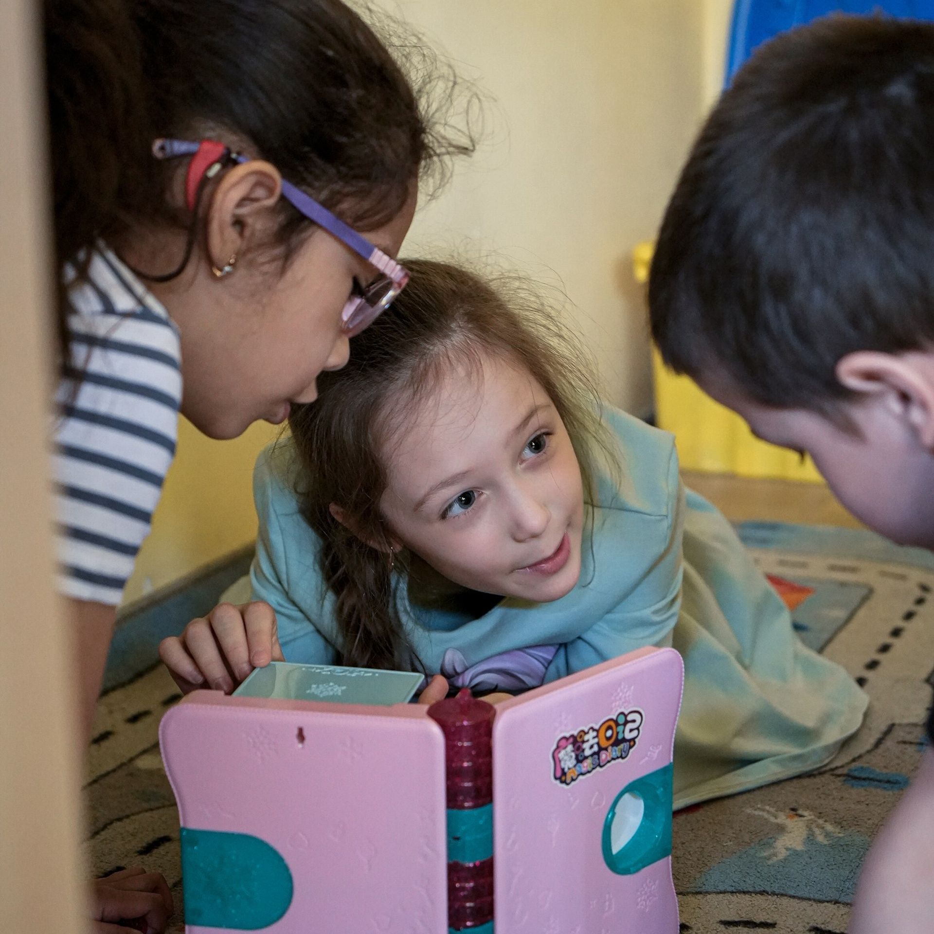 Съемка в детском саду для выпускного. Видеомейкер и фотограф Кэтрин.Филм