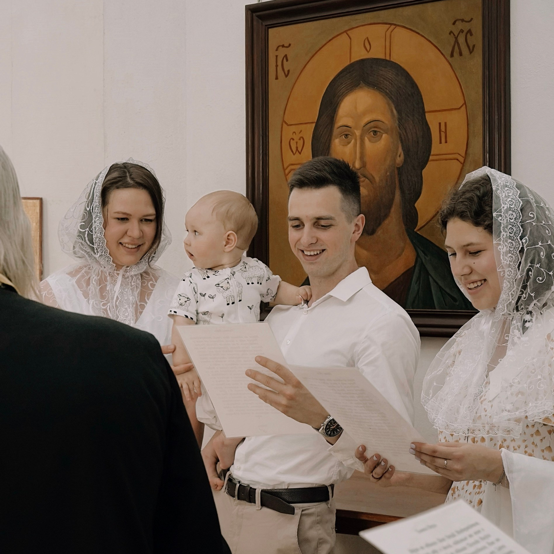 Крестины ребенка. Видеомейкер и фотограф Кэтрин.Филм