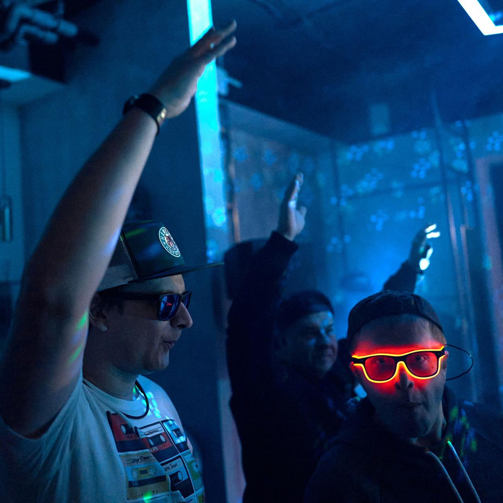 RETRO SNEAKERS PARTY