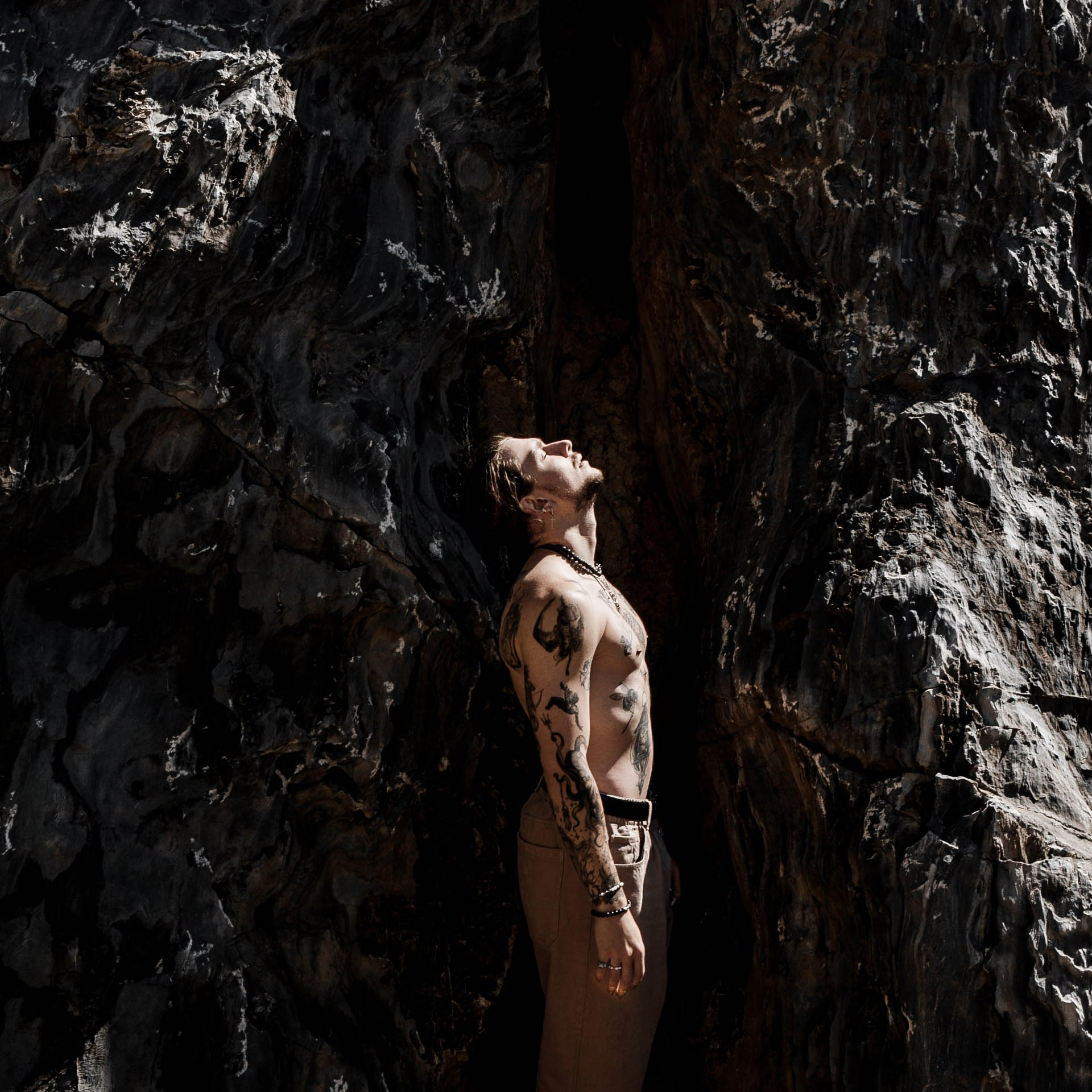 Золотое ущелье