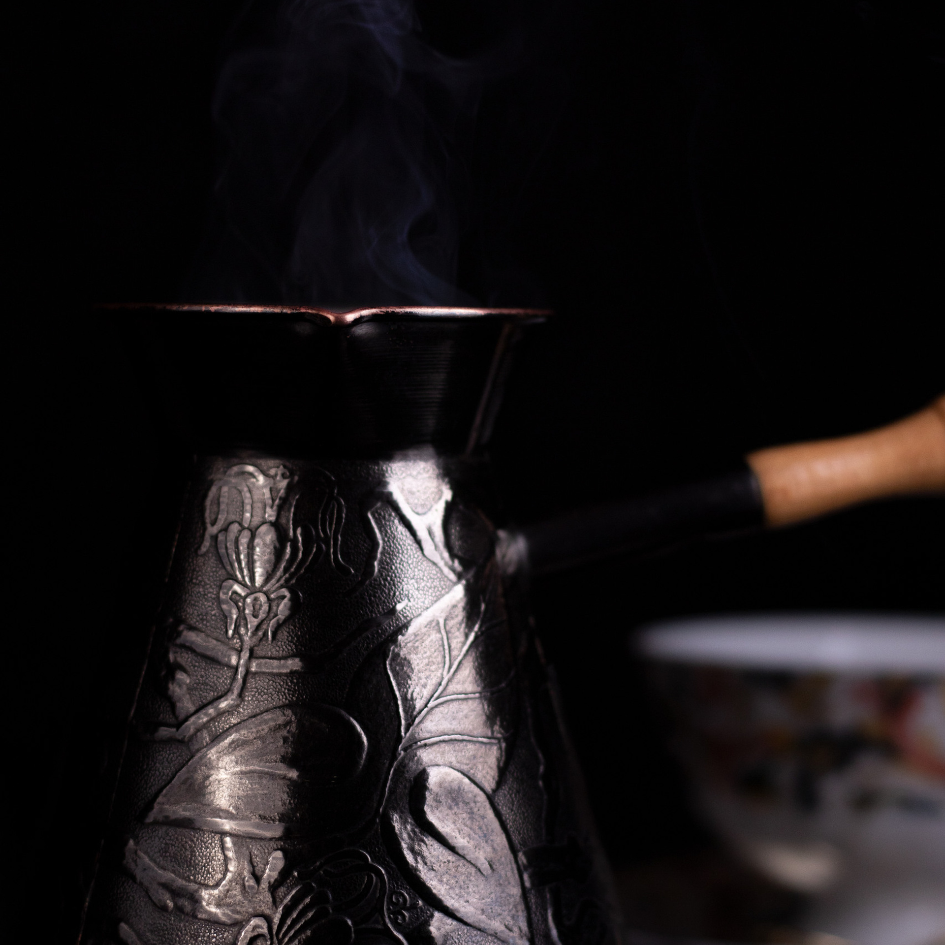 Турка с кофе.