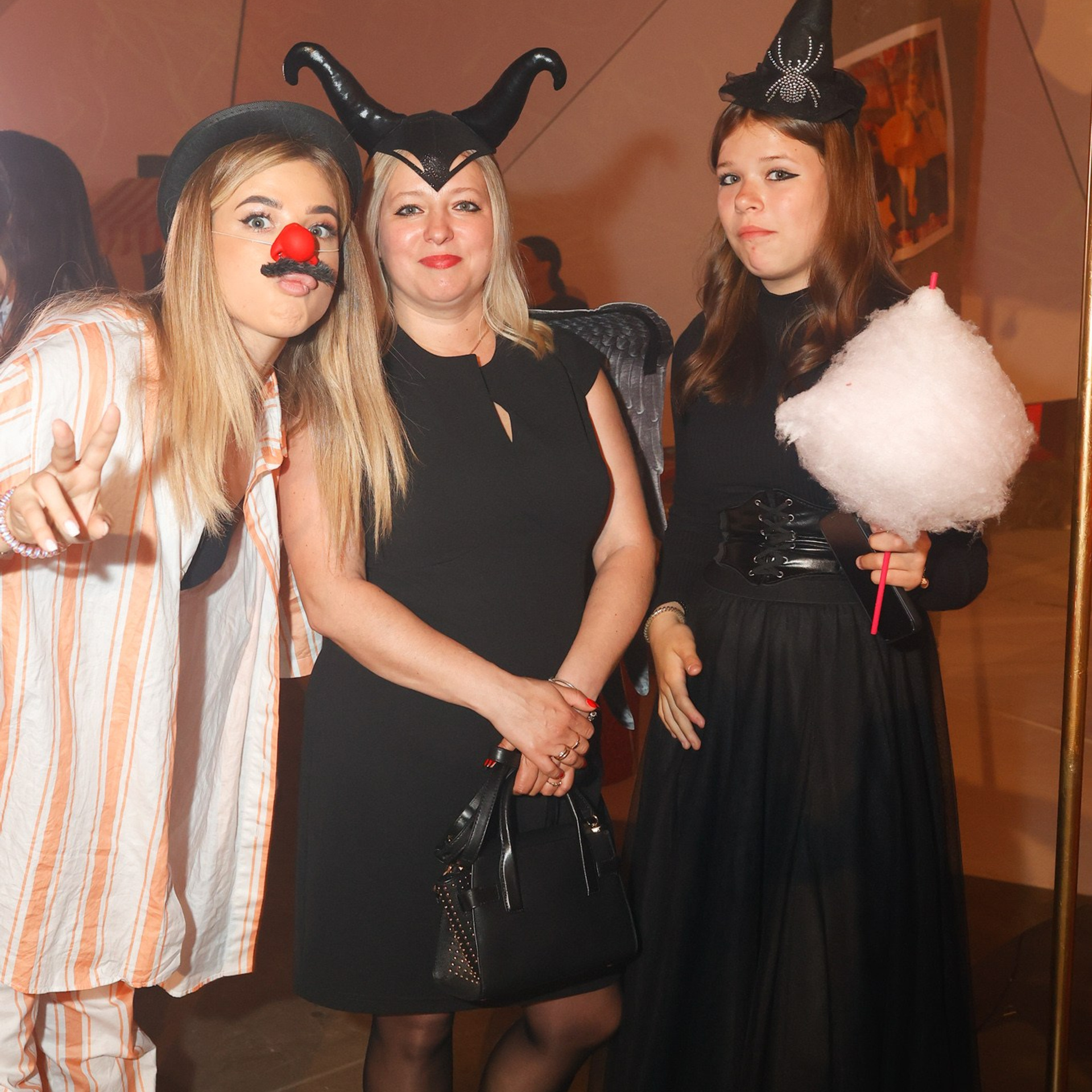 ЮЛЯ ГАВРИЛИНА. Nikolskayasecular