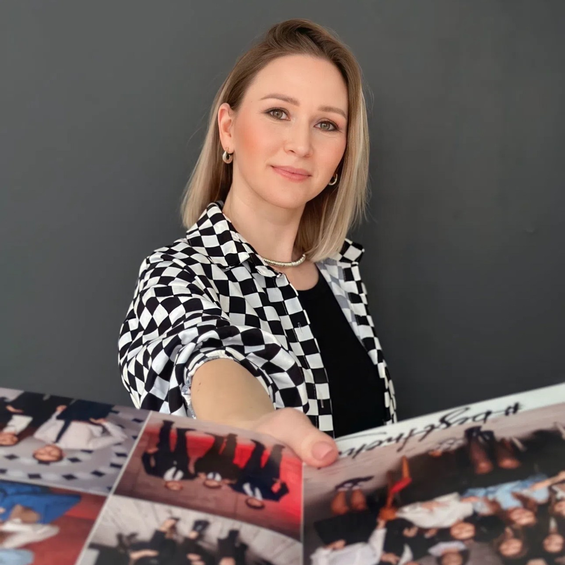 Отзывы. Ирина Коновалова школьный фотограф. Выпускные альбомы Ярославль