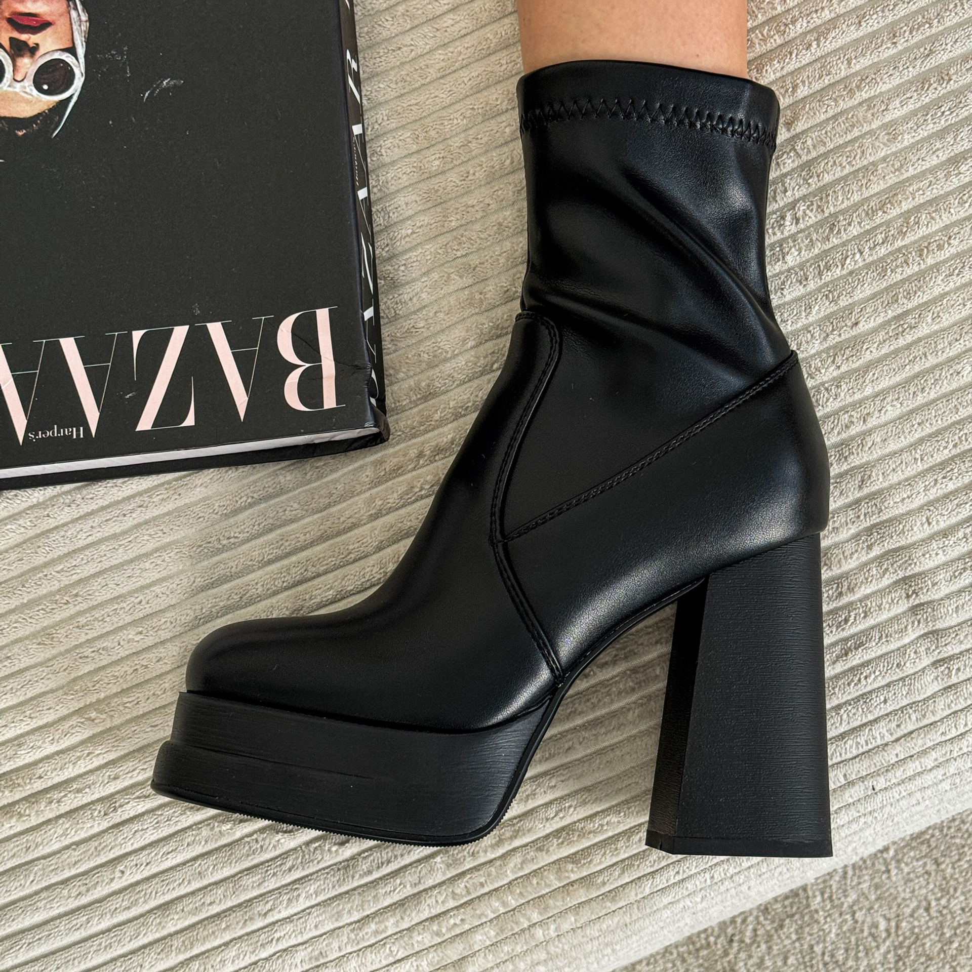 Мобильный контент. Создание ИИ контента, фотосессии, инфографика в Москве