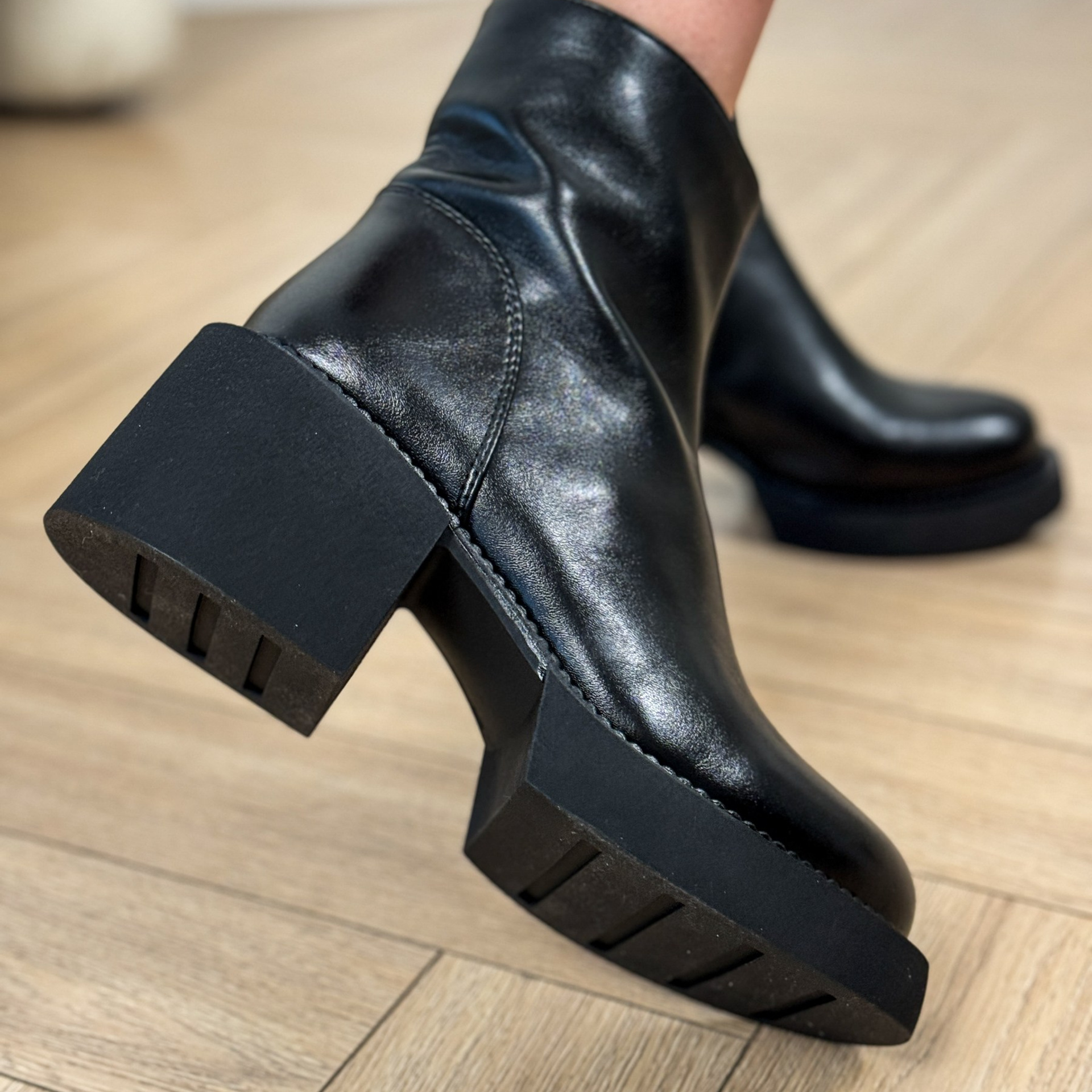 Мобильный контент. Создание ИИ контента, фотосессии, инфографика в Москве