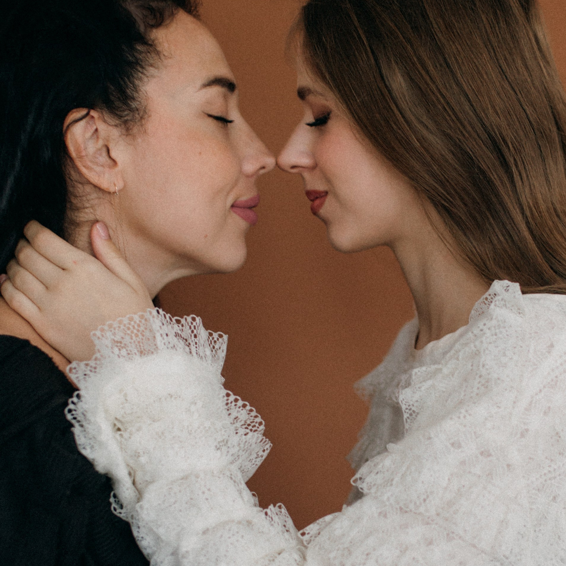 Елена и Северина