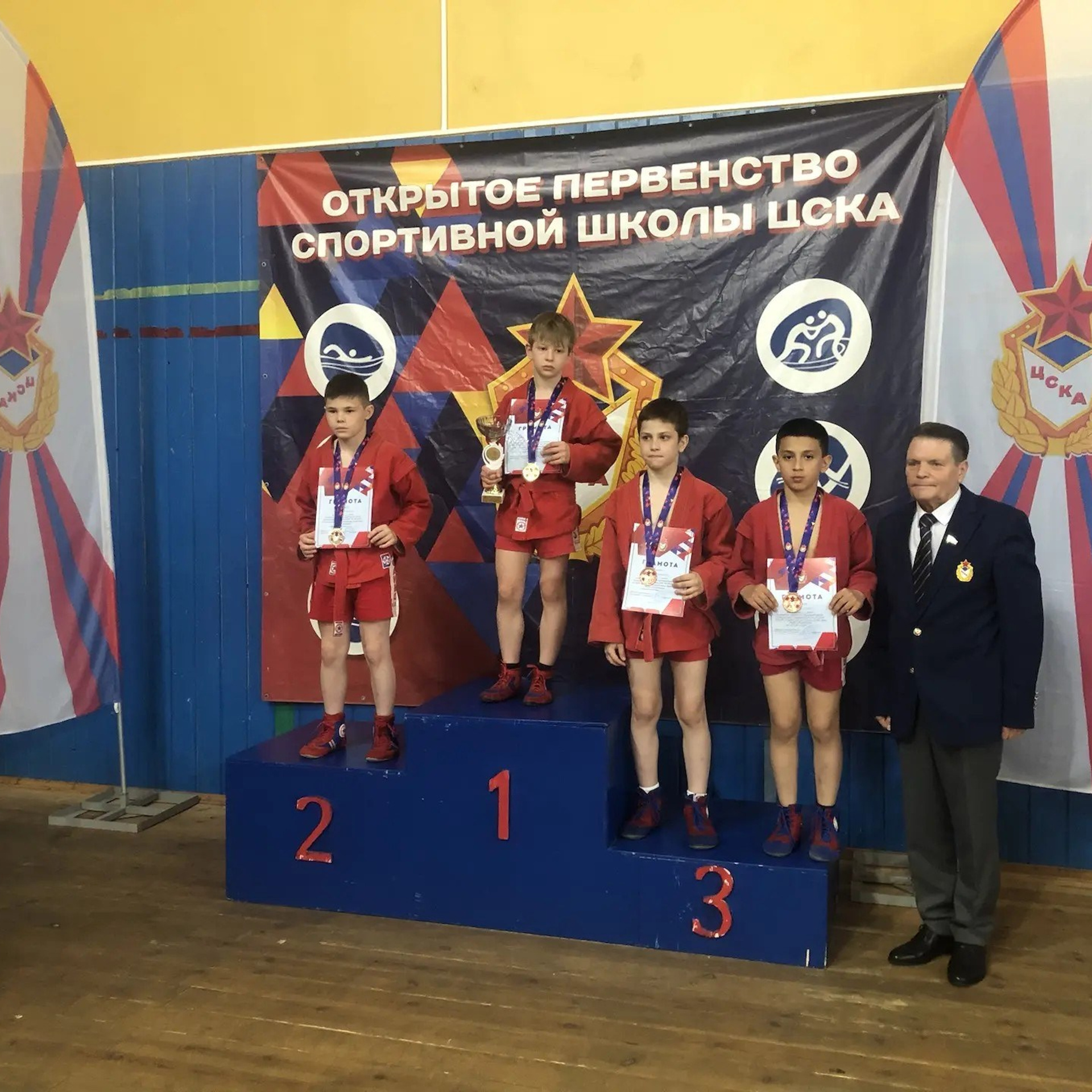 Соревнования по гиревому спорту. Спортивный клуб НАРДЪ в Москве