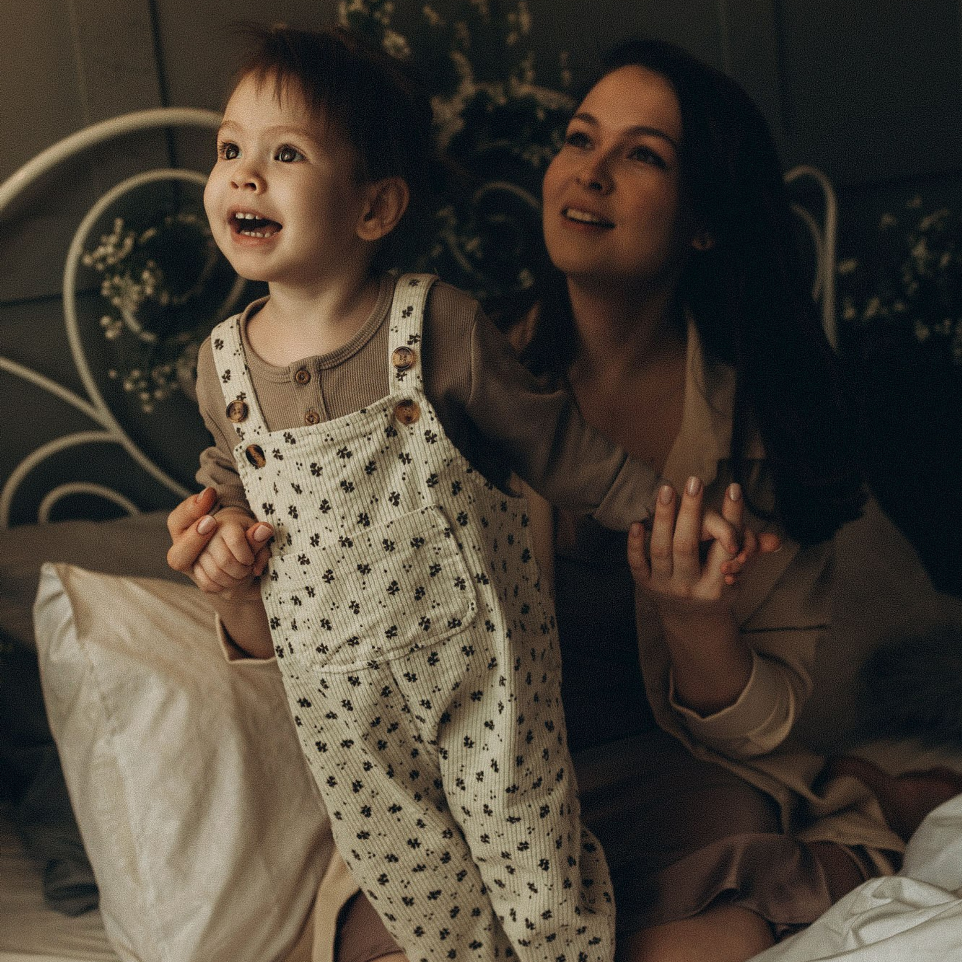 Мама Анжела и крошка Ева