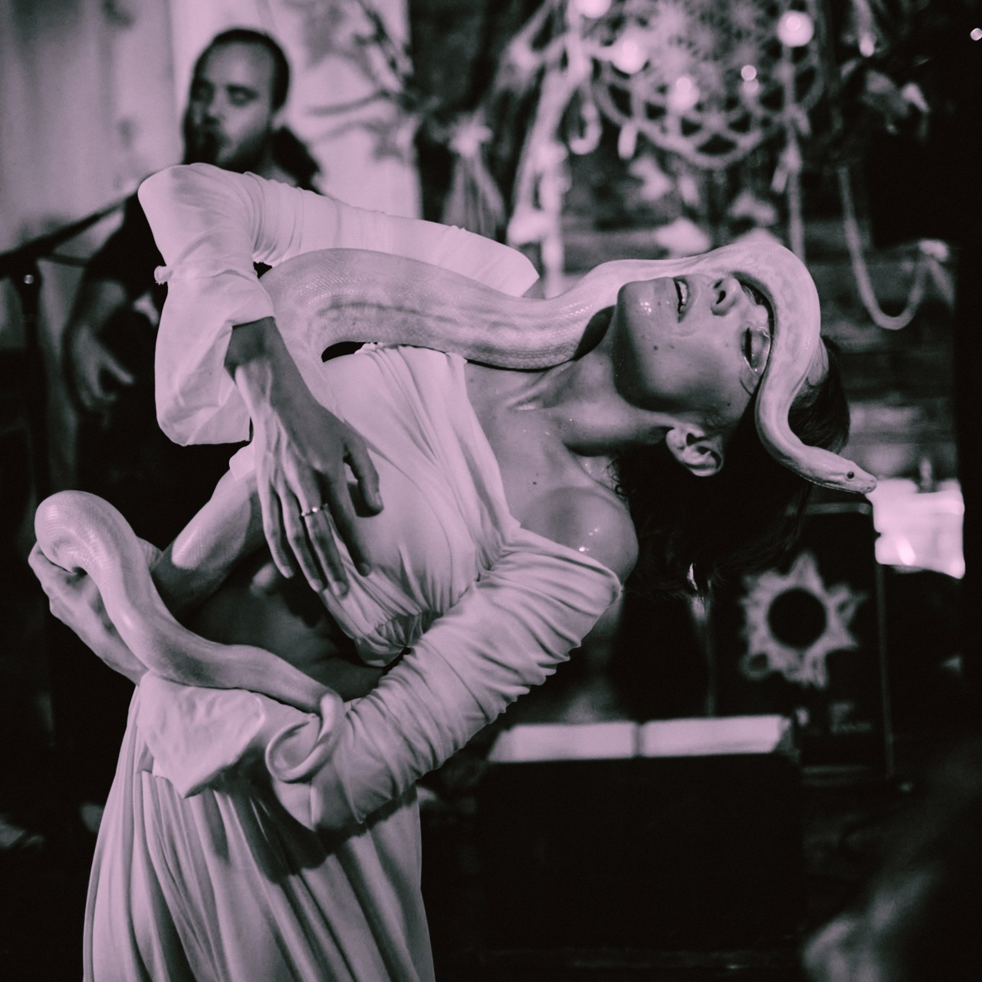 Dance performance Snake | Пространство «Лес»