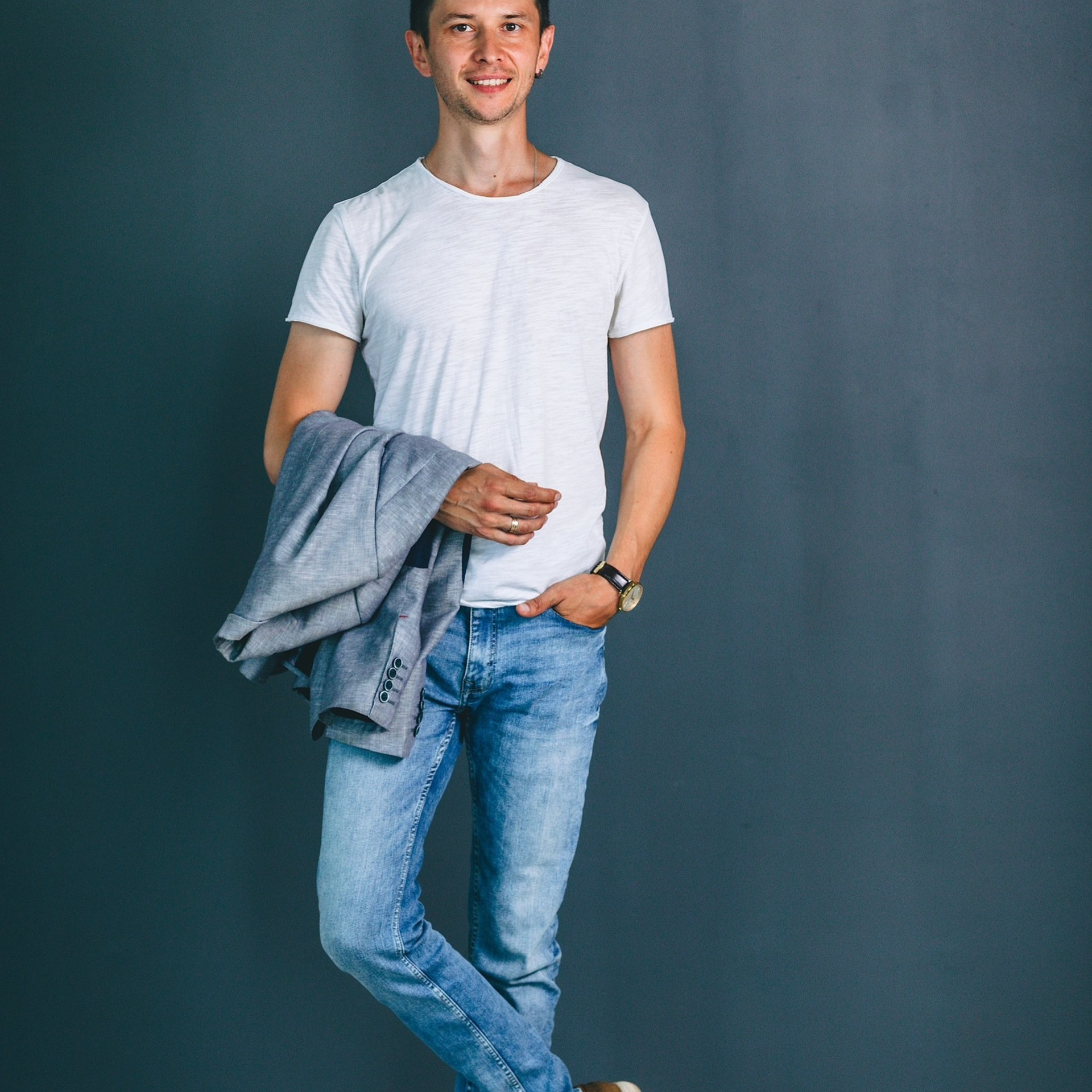 Студийный мужской портрет. Дима Никитин свадебный и семейный фотограф в Ижевске и Удмуртии с 2007 года