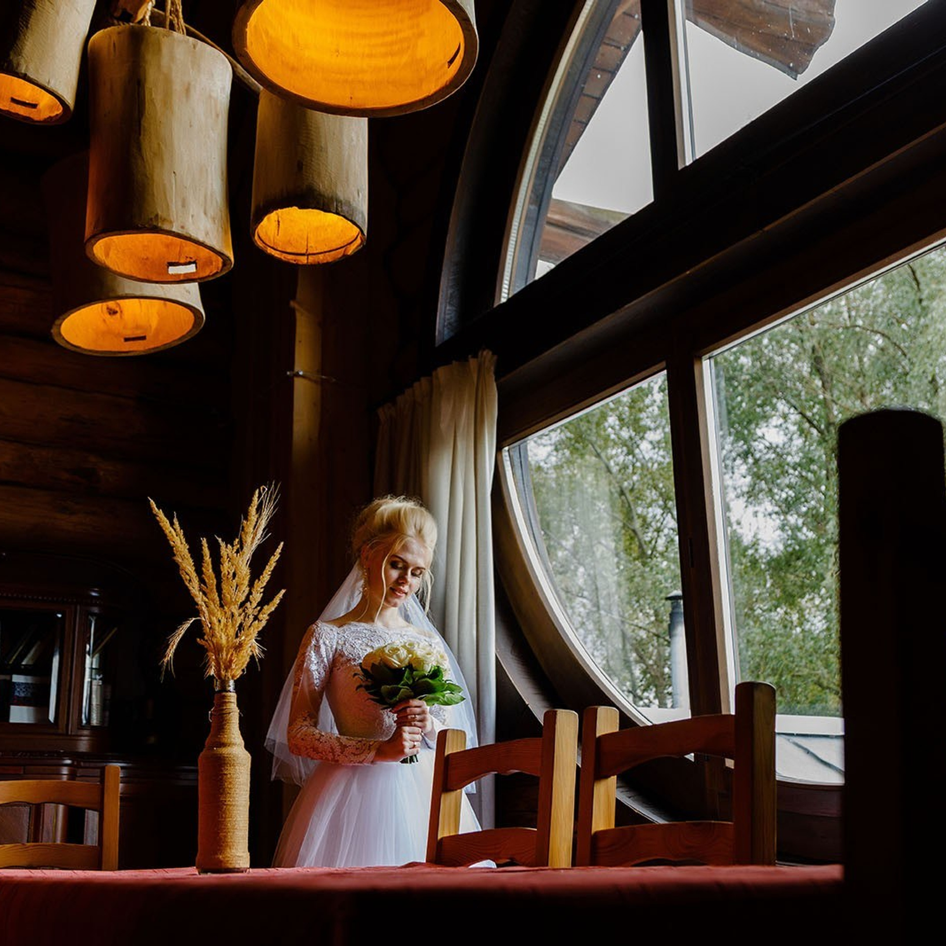 Свадебная фотосессия в этнокомплексе «Бобровая долина» в Ижевске. Дима Никитин свадебный и семейный фотограф в Ижевске и Удмуртии с 2007 года