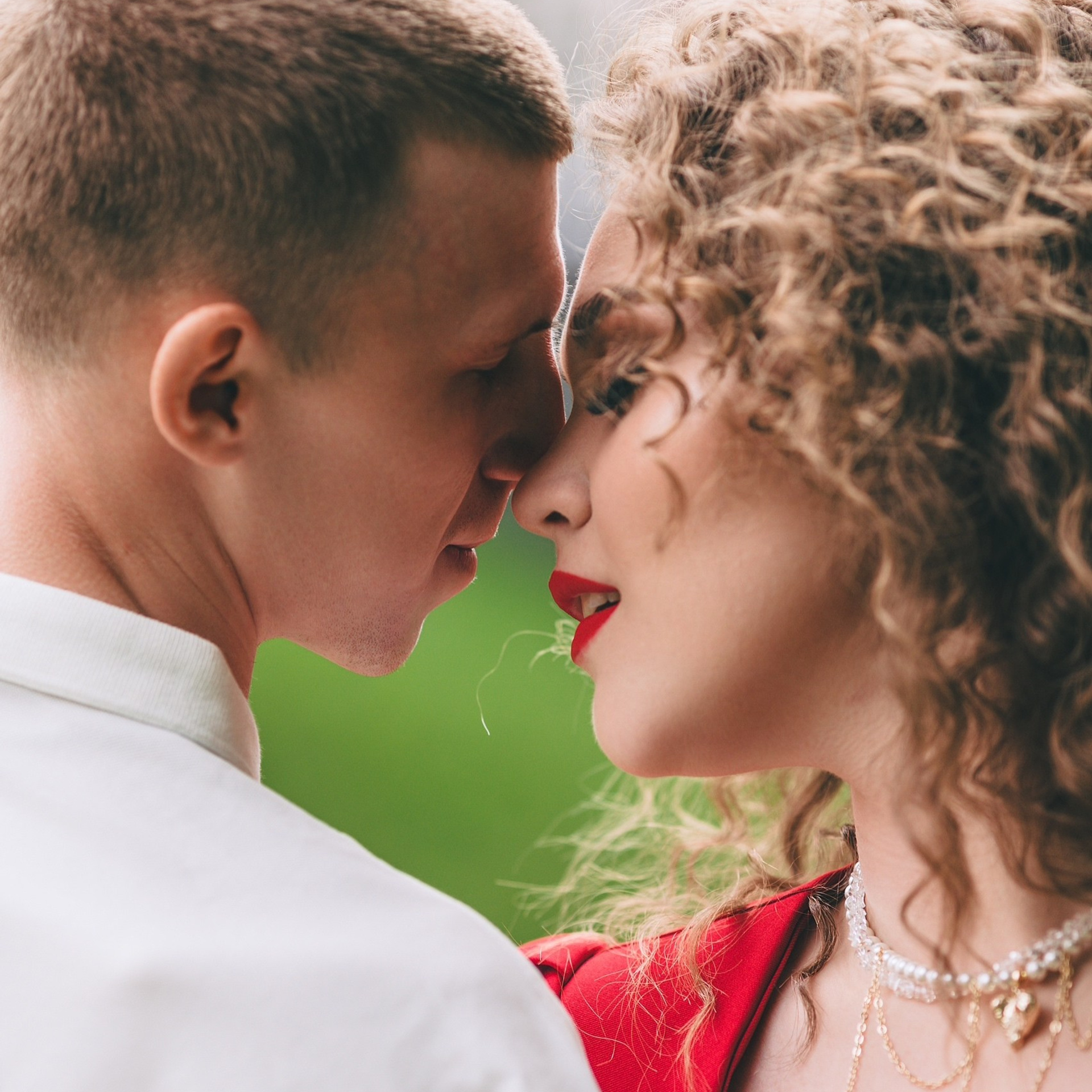 🌿💖 Их Love Story в зелени Ижевска! 💖🌿. Дима Никитин свадебный и семейный фотограф в Ижевске и Удмуртии с 2007 года