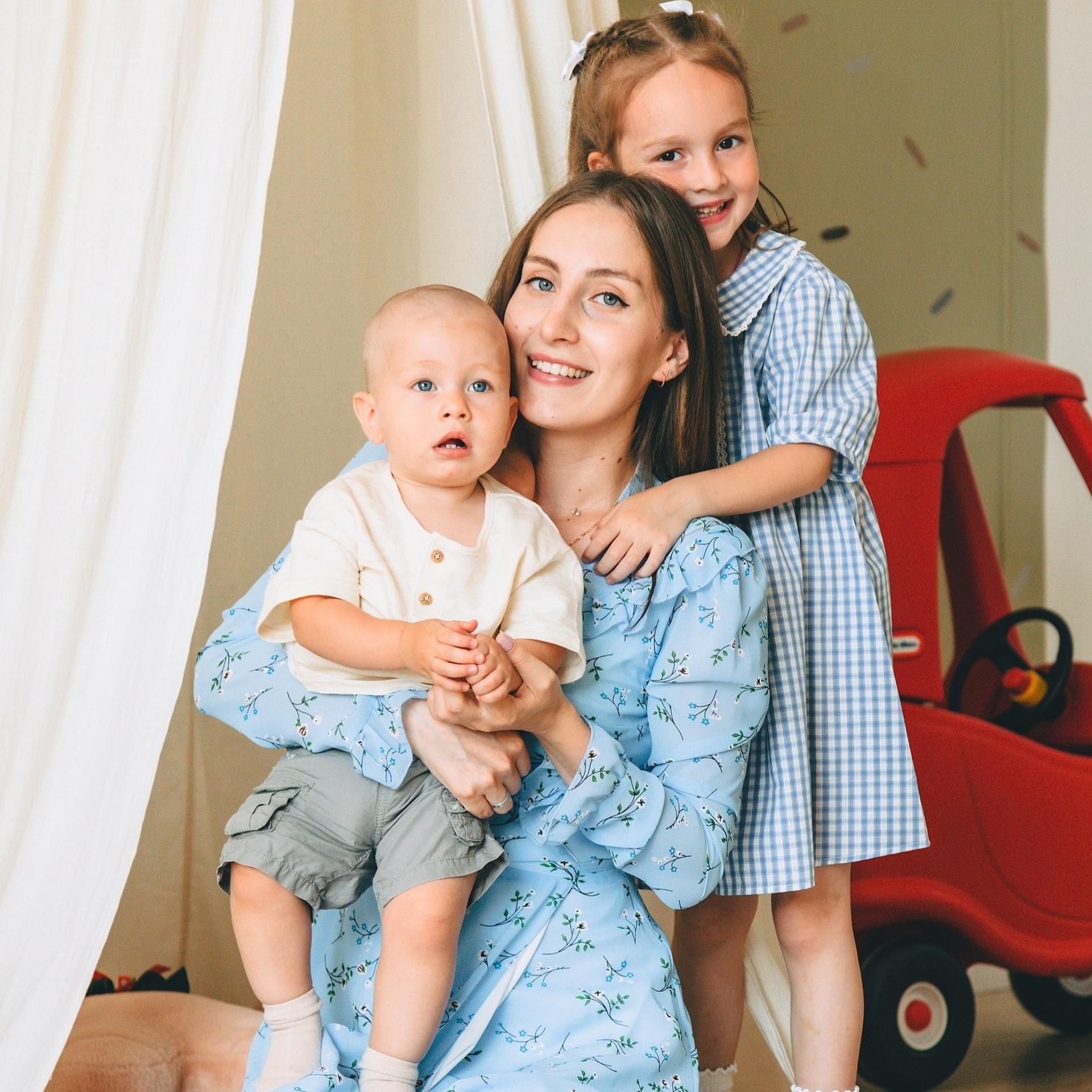 Игры и смех: Их семейная история в студии!. Дима Никитин свадебный и семейный фотограф в Ижевске и Удмуртии с 2007 года