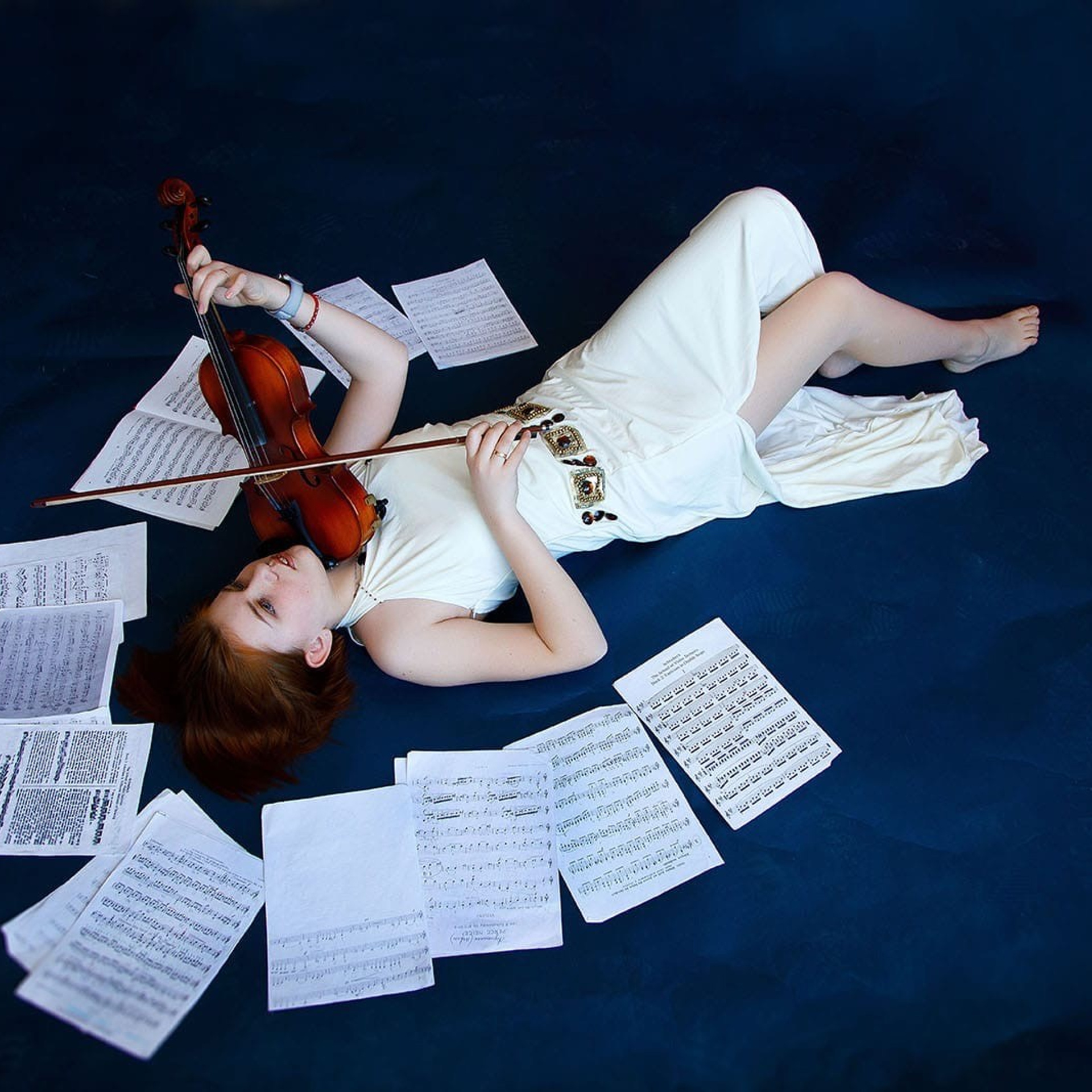 Индивидуальная фотосессия со скрипкой. Дима Никитин свадебный и семейный фотограф в Ижевске и Удмуртии с 2007 года