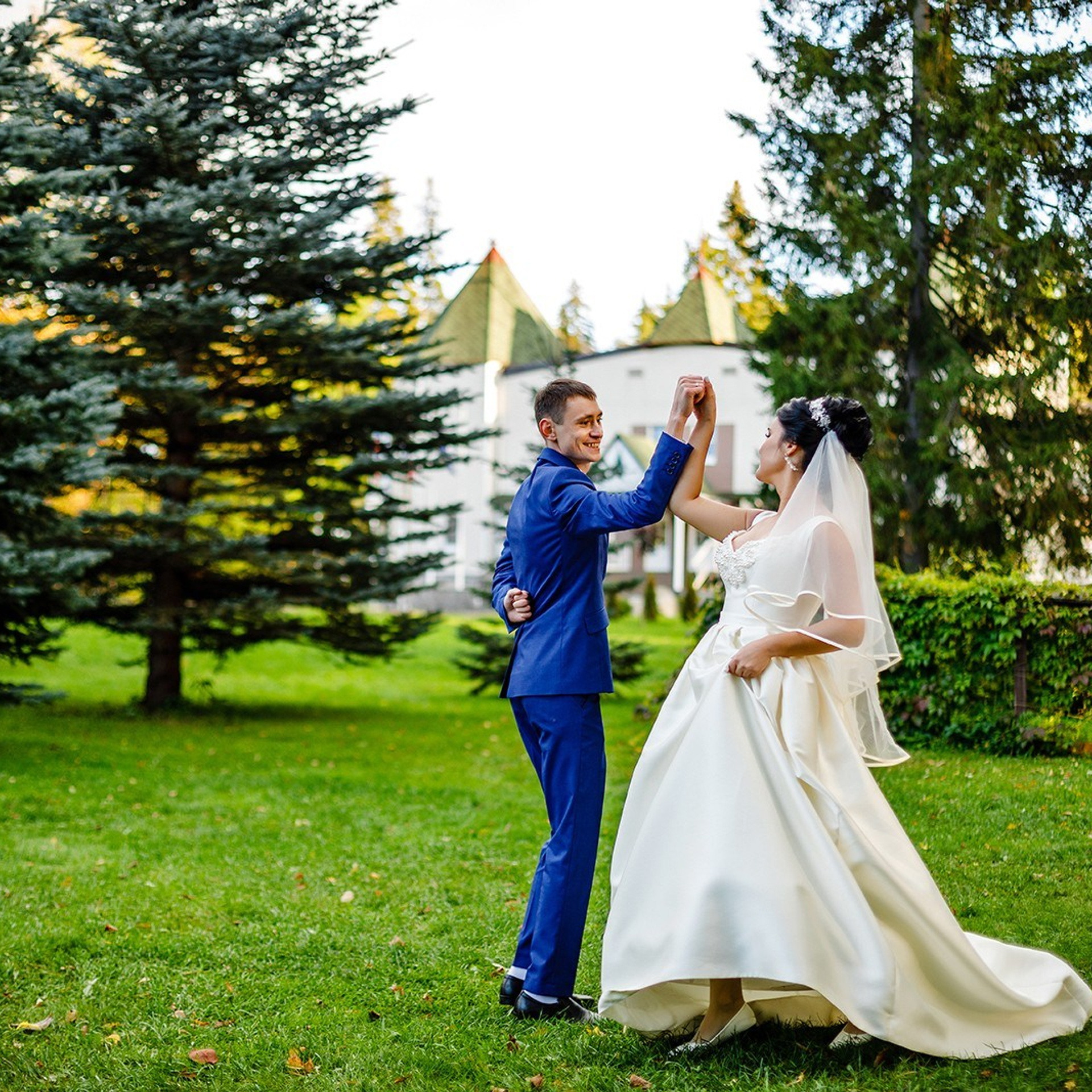 Свадебная фотосессия красивой пары. Дима Никитин свадебный и семейный фотограф в Ижевске и Удмуртии с 2007 года