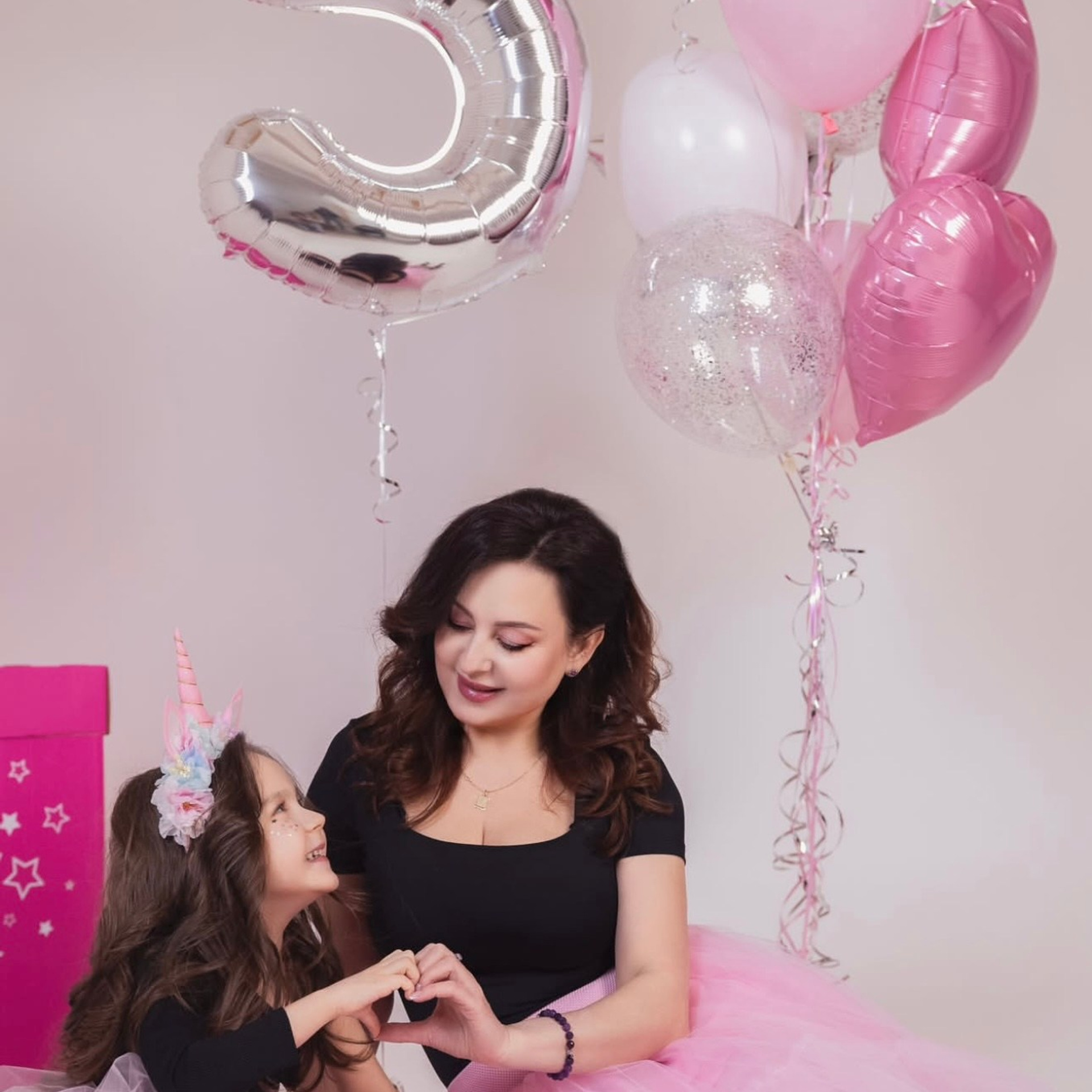 You & Family & Lovestory & Lifestyle & Wedding & Fashion