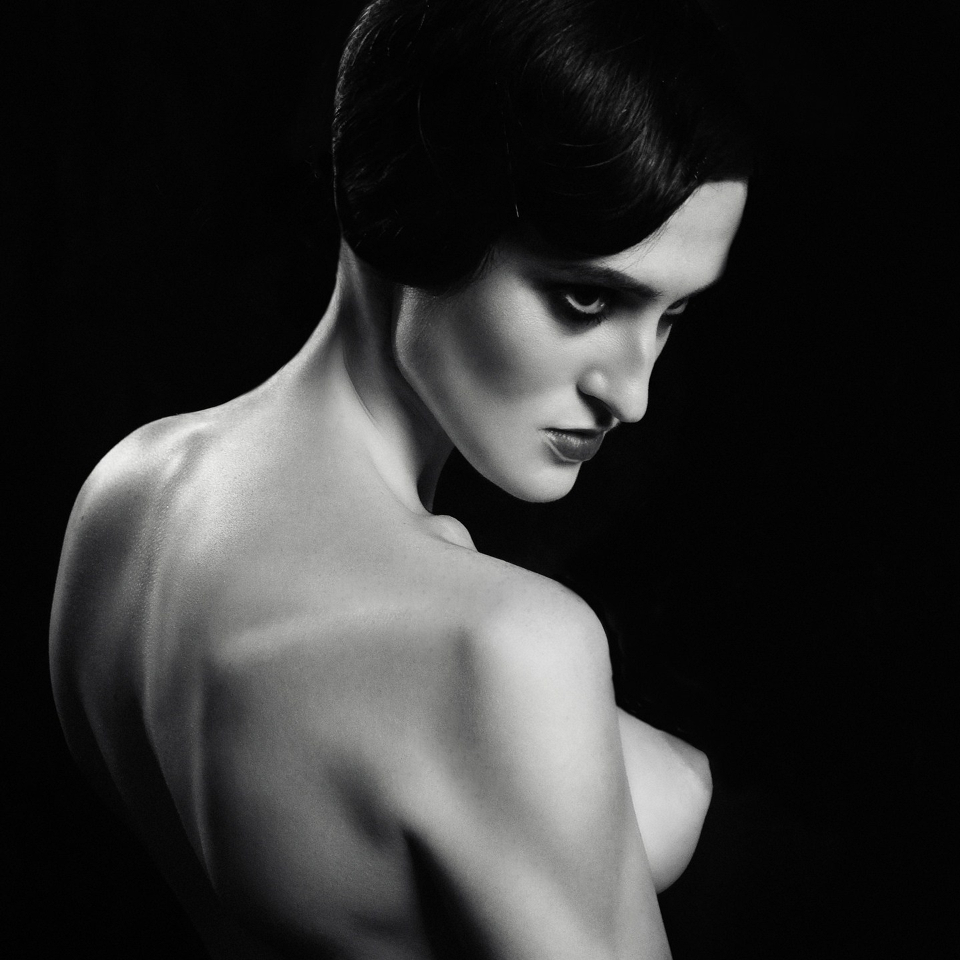 - фотосессии в эксклюзивных образах в  СПб и Москве. провожу регулярны. Фотограф Облако Александра