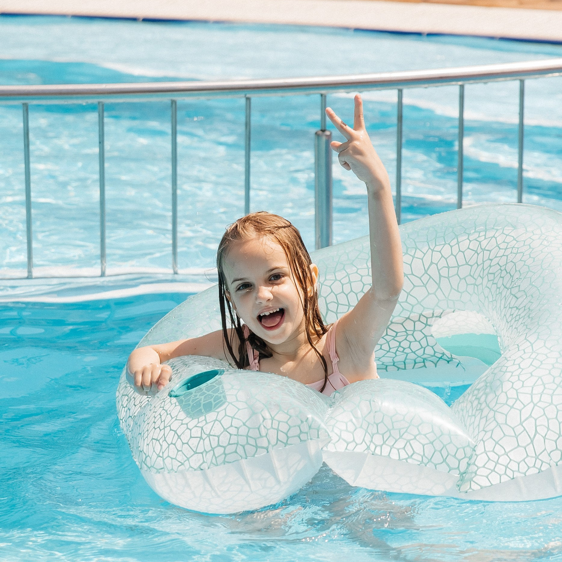 Детский день рождения в бассейне