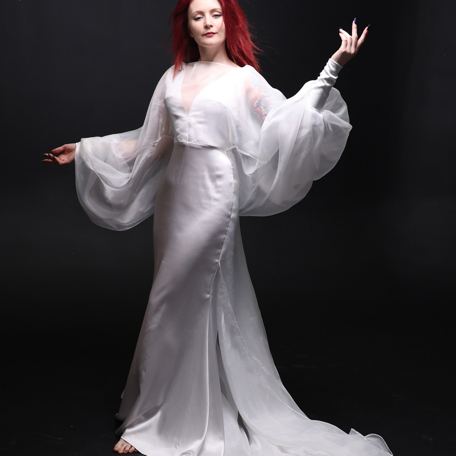 Мотылек, 42-44