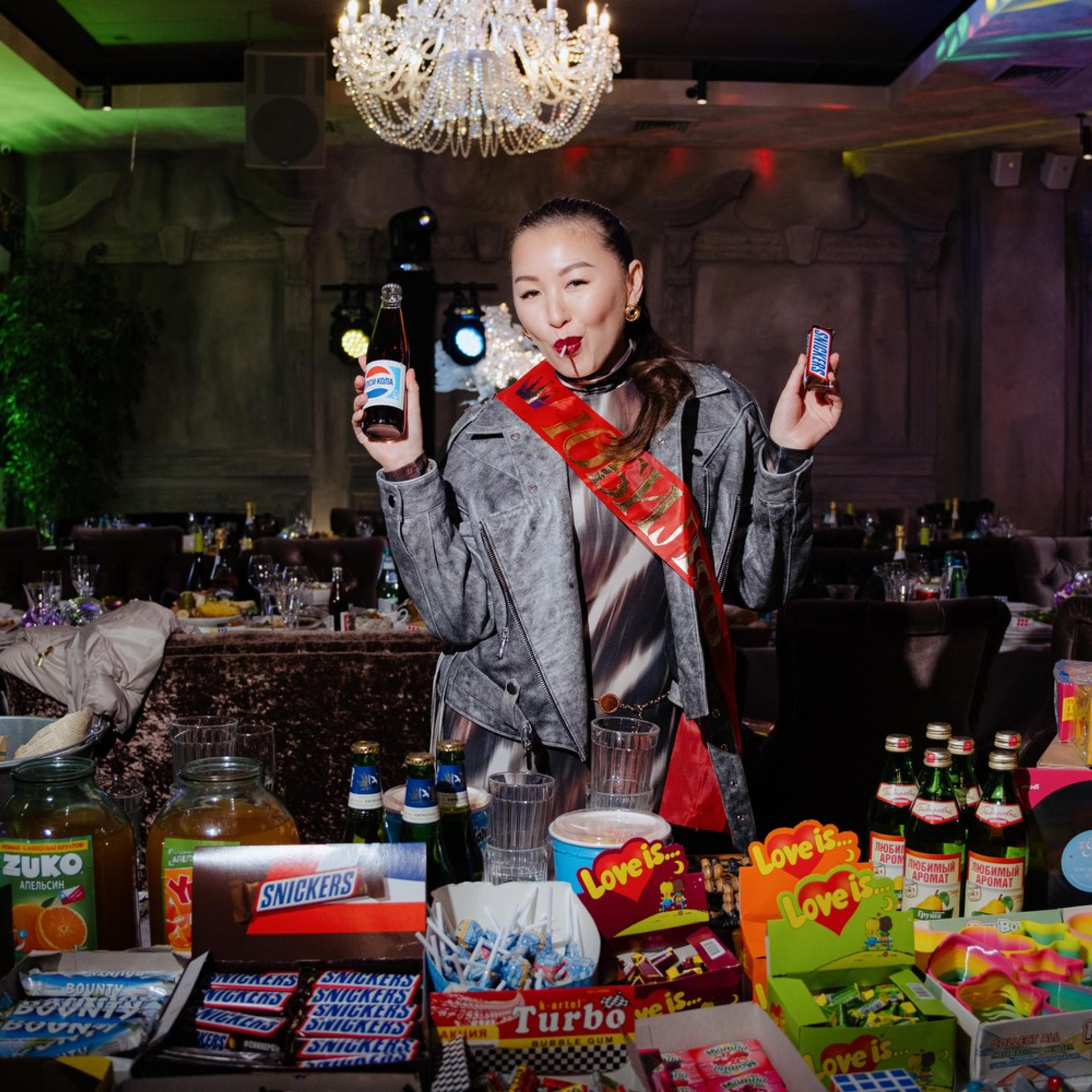 Юбилей в стиле девяностых. Фотограф в Сочи Краснодар Москва Руслан Поляков