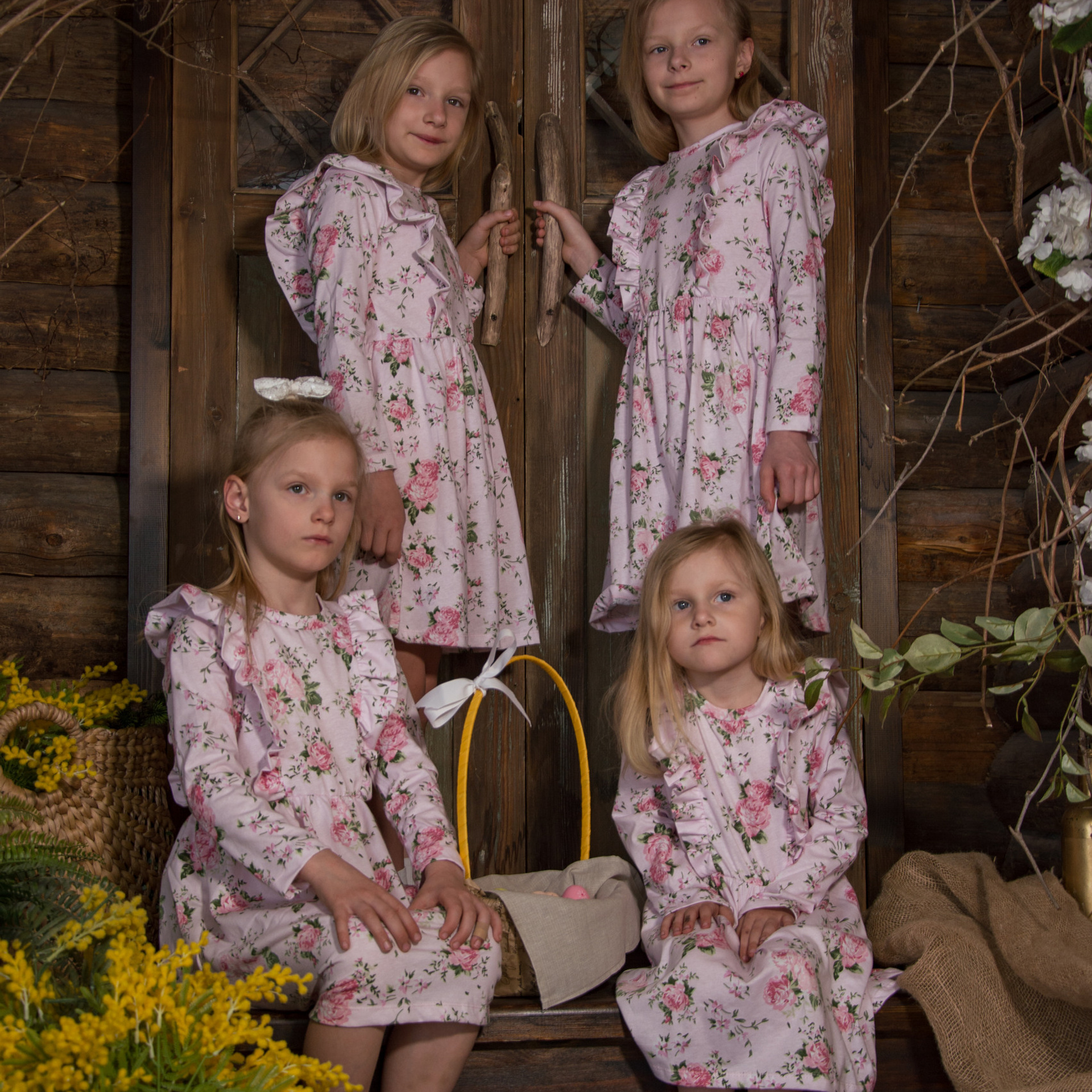 Пасха для сестричек